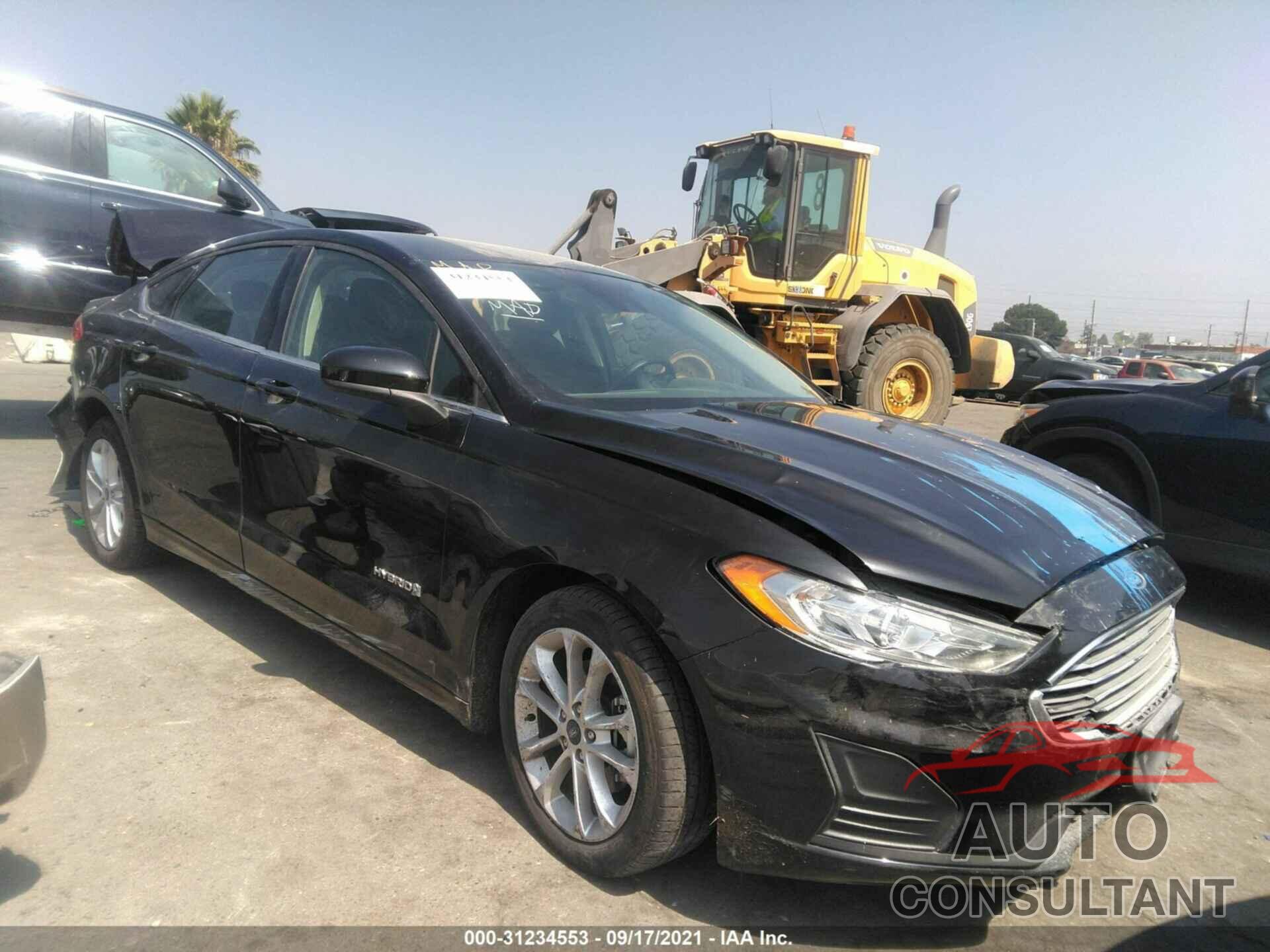 FORD FUSION HYBRID 2019 - 3FA6P0LU5KR199964