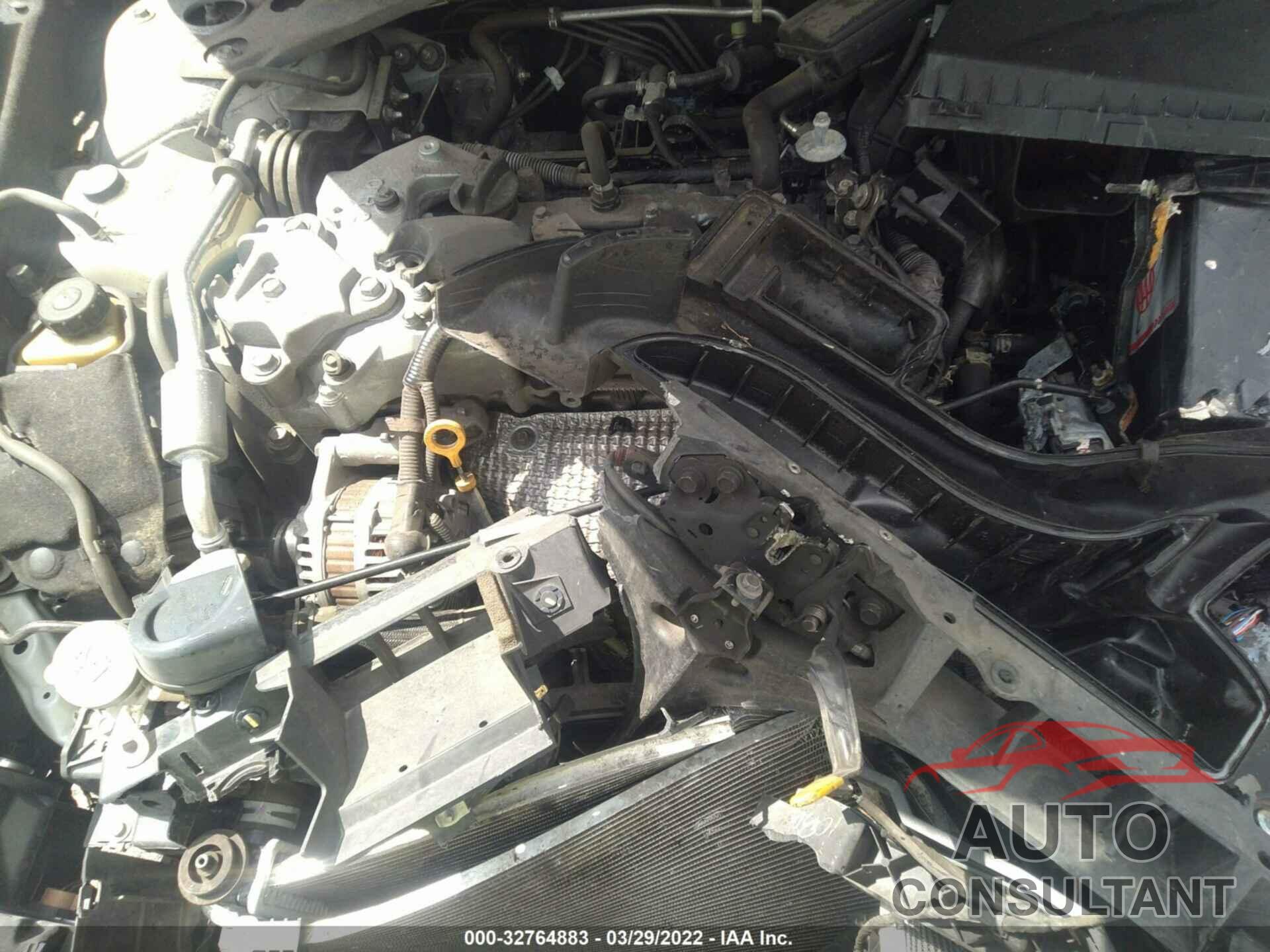 NISSAN ALTIMA 2018 - 1N4AL3AP8JC157533