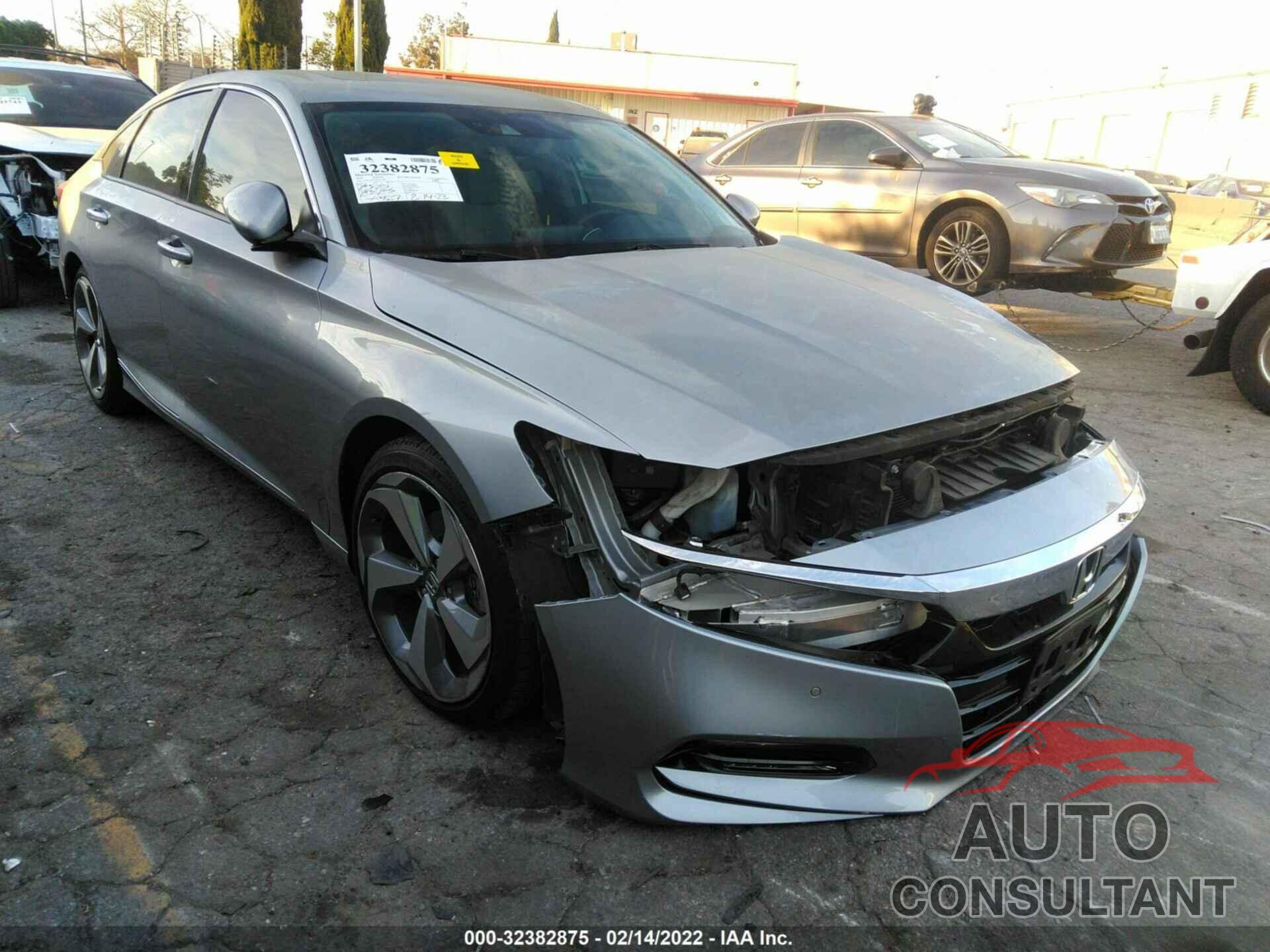 HONDA ACCORD SEDAN 2018 - 1HGCV1F97JA121096