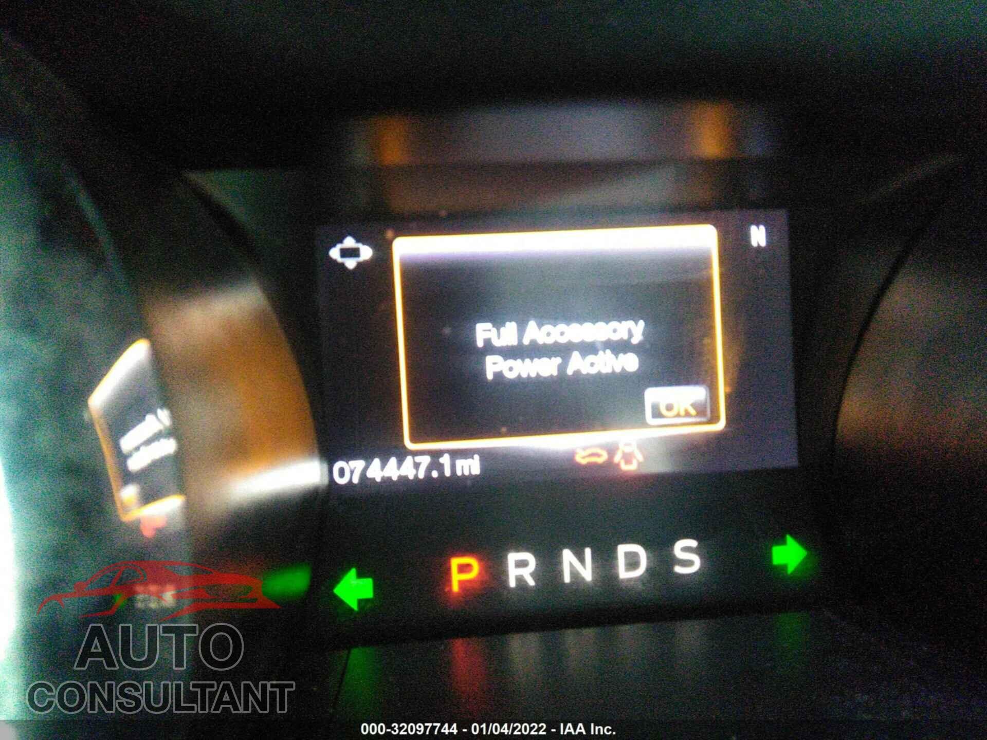FORD MUSTANG 2017 - 1FA6P8TH2H5205331