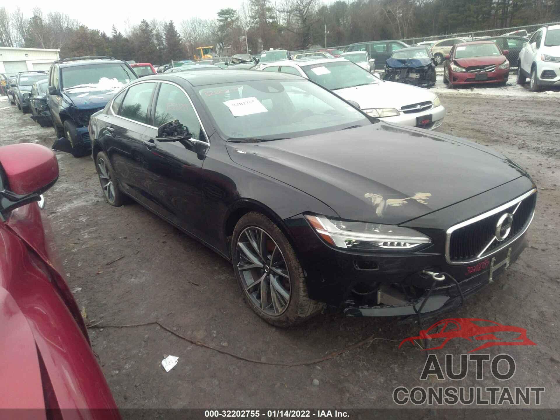 VOLVO S90 2018 - LVY102MK5JP056111