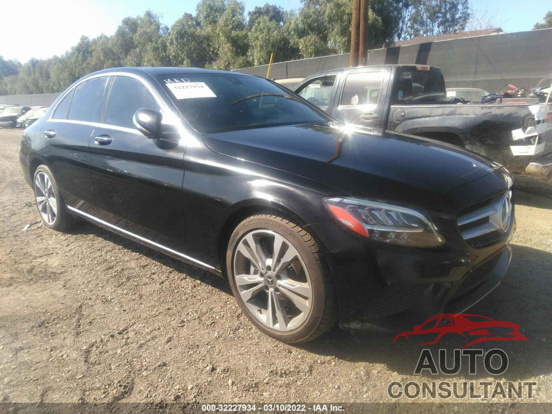 MERCEDES-BENZ C-CLASS 2020 - 55SWF8DB1LU323044
