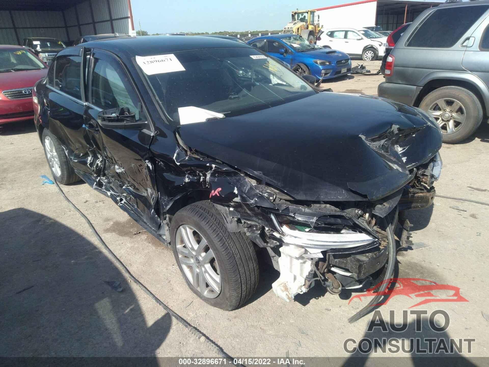VOLKSWAGEN JETTA 2017 - 3VW2B7AJ4HM217947