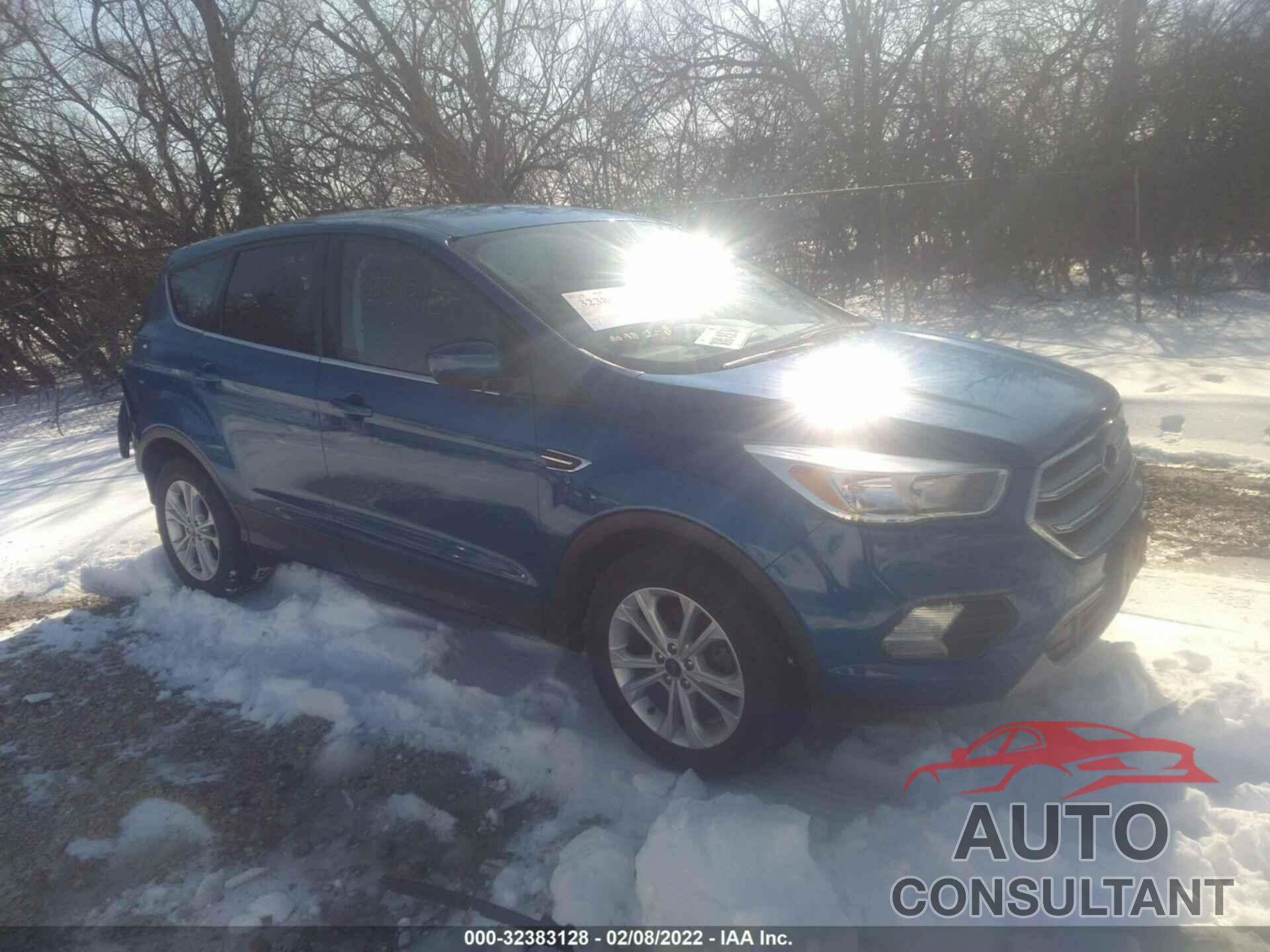 FORD ESCAPE 2017 - 1FMCU0GD6HUD07277