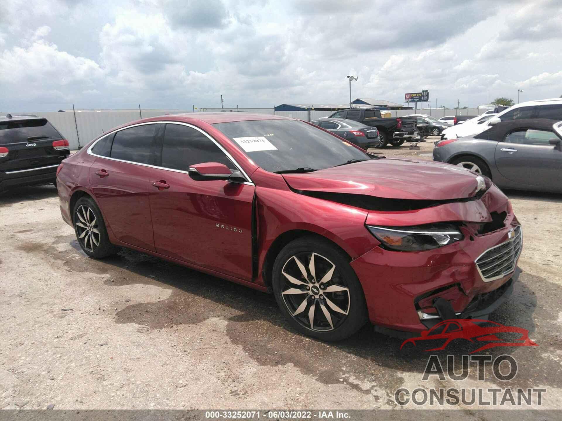 CHEVROLET MALIBU 2017 - 1G1ZE5ST8HF166751