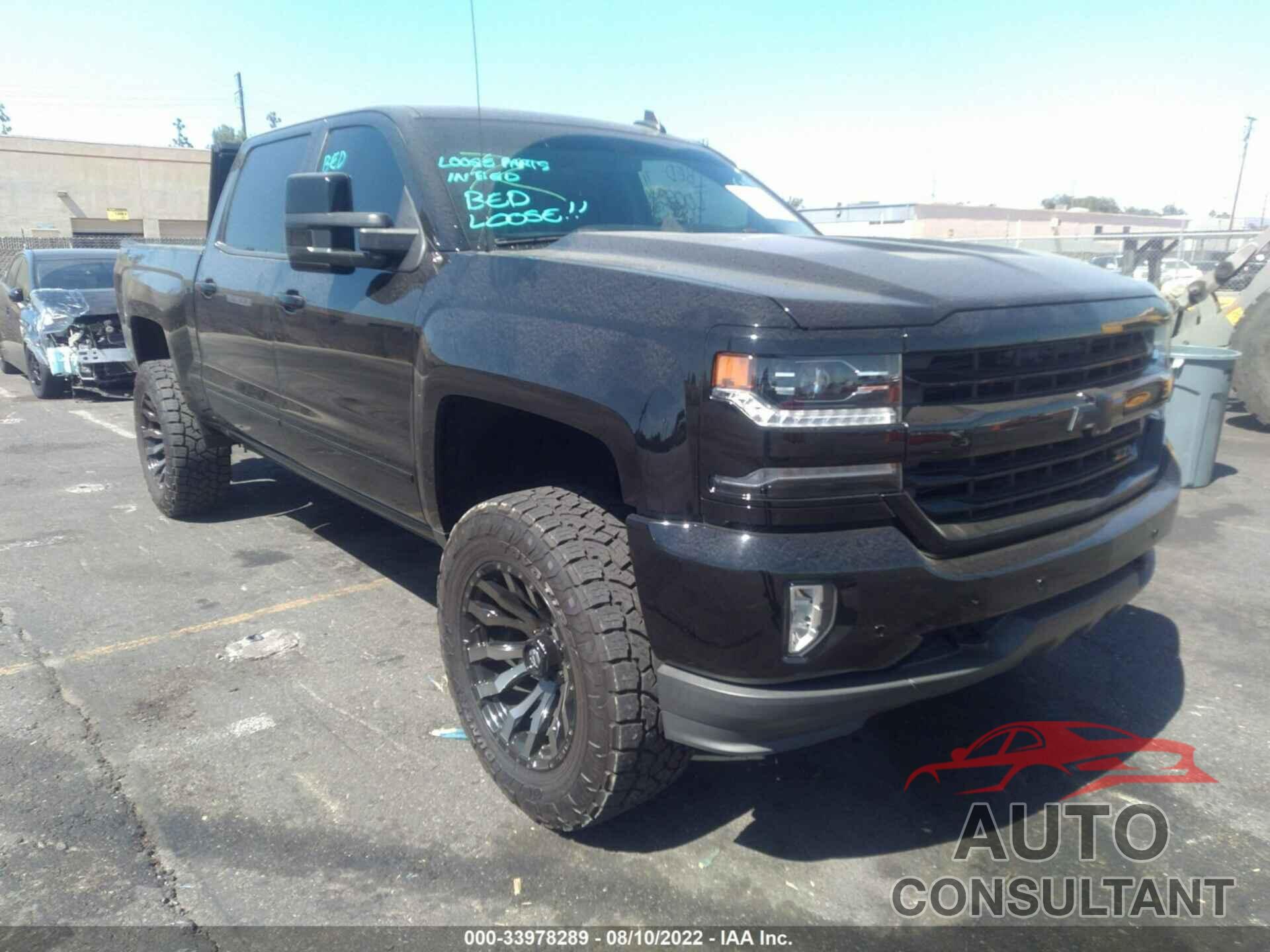 CHEVROLET SILVERADO 1500 2018 - 3GCUKSEJ9JG360616