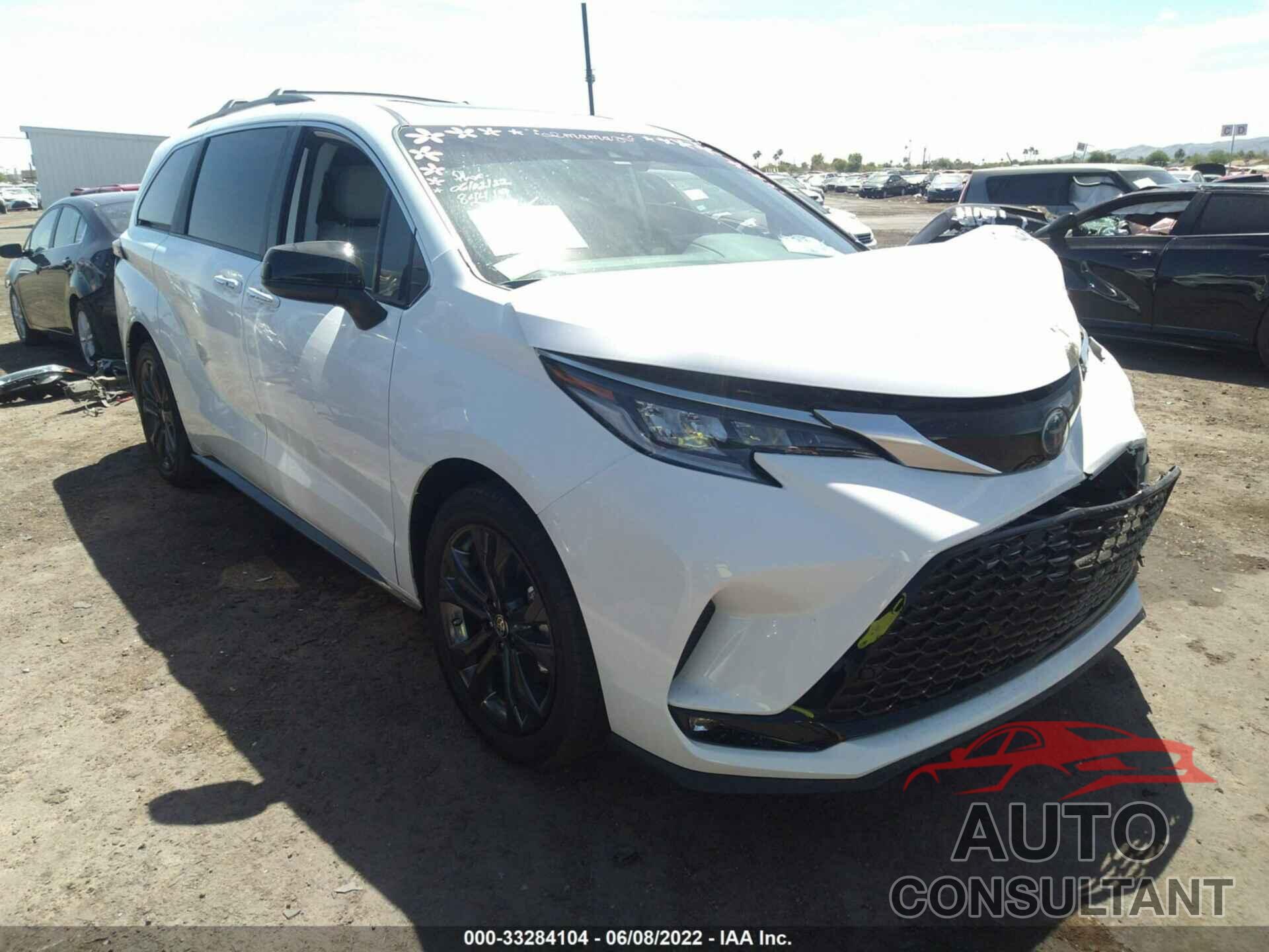 TOYOTA SIENNA 2022 - 5TDXRKEC9NS113968