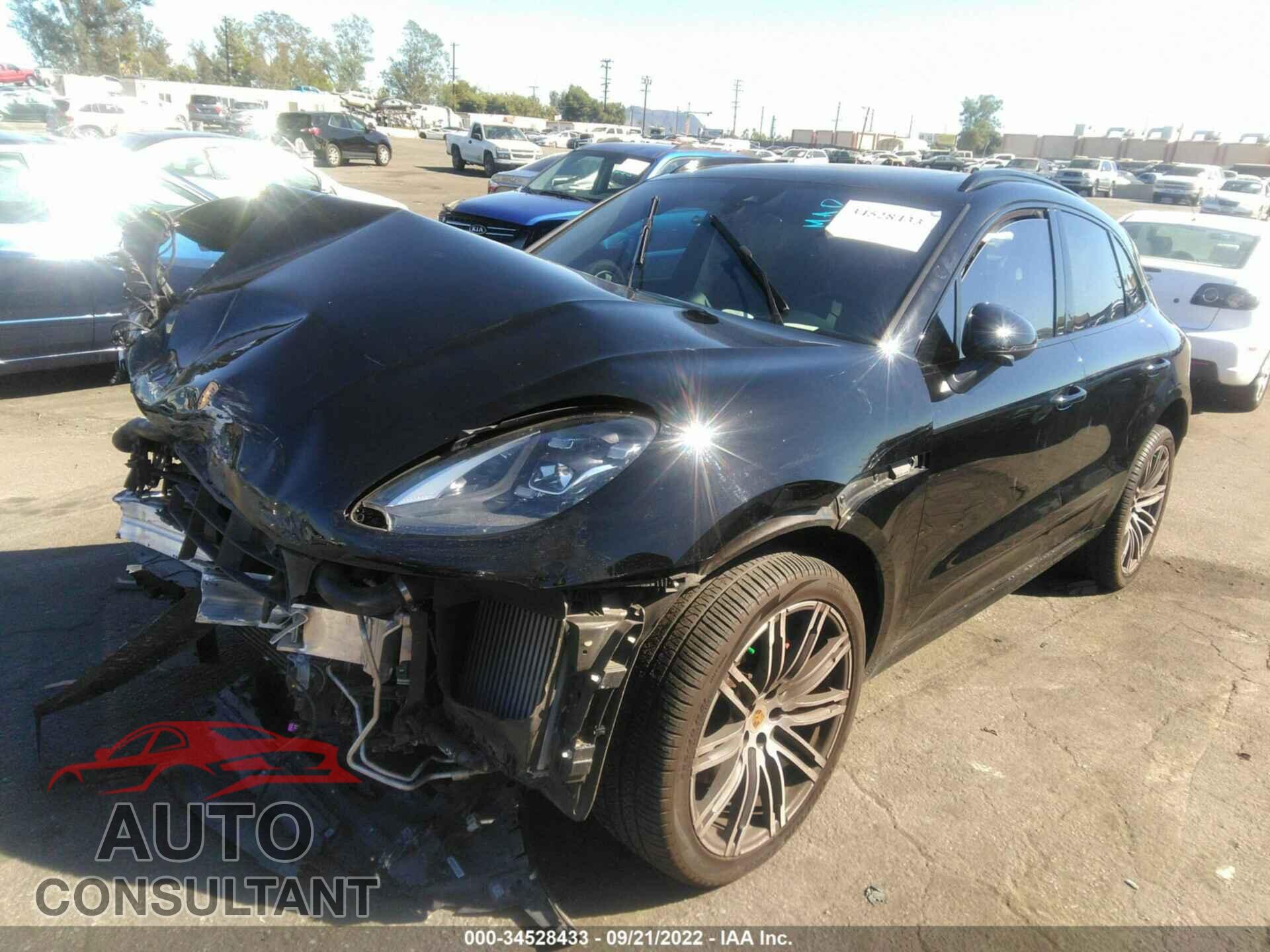 PORSCHE MACAN 2017 - WP1AF2A52HLB61581