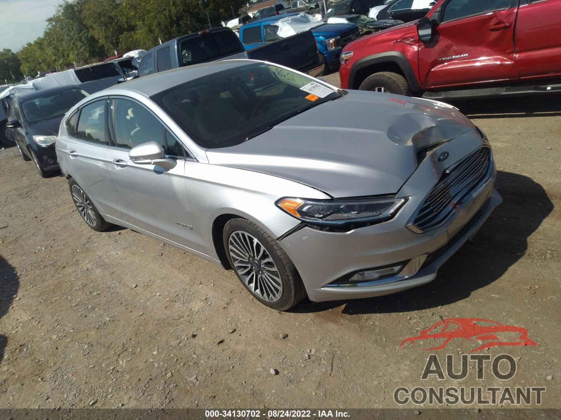 FORD FUSION HYBRID 2018 - 3FA6P0RU0JR141038