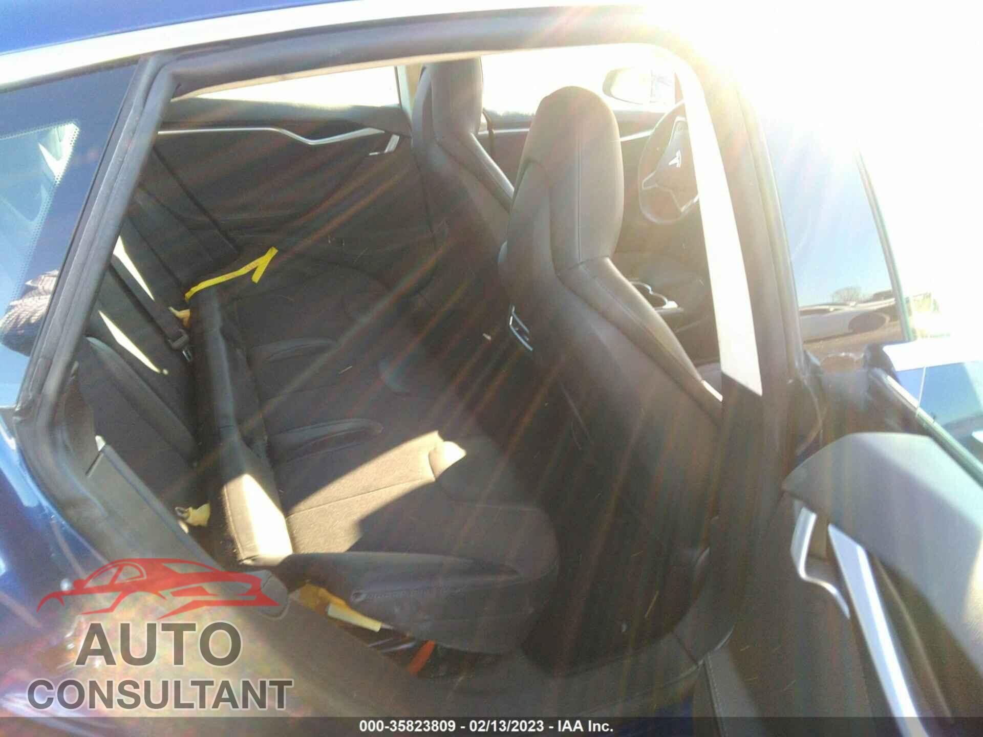 TESLA MODEL S 2015 - 5YJSA1S28FF093502