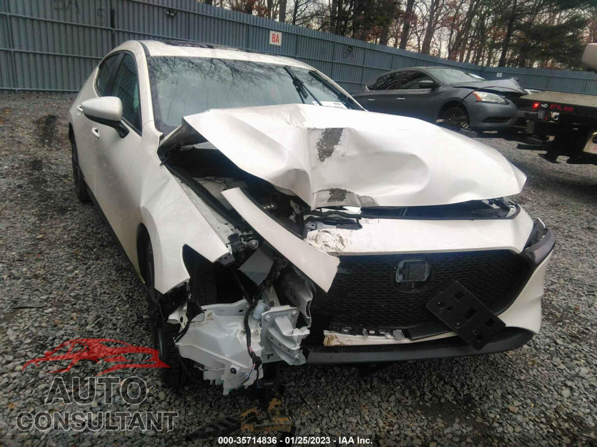 MAZDA MAZDA3 HATCHBACK 2021 - JM1BPBLLXM1403649