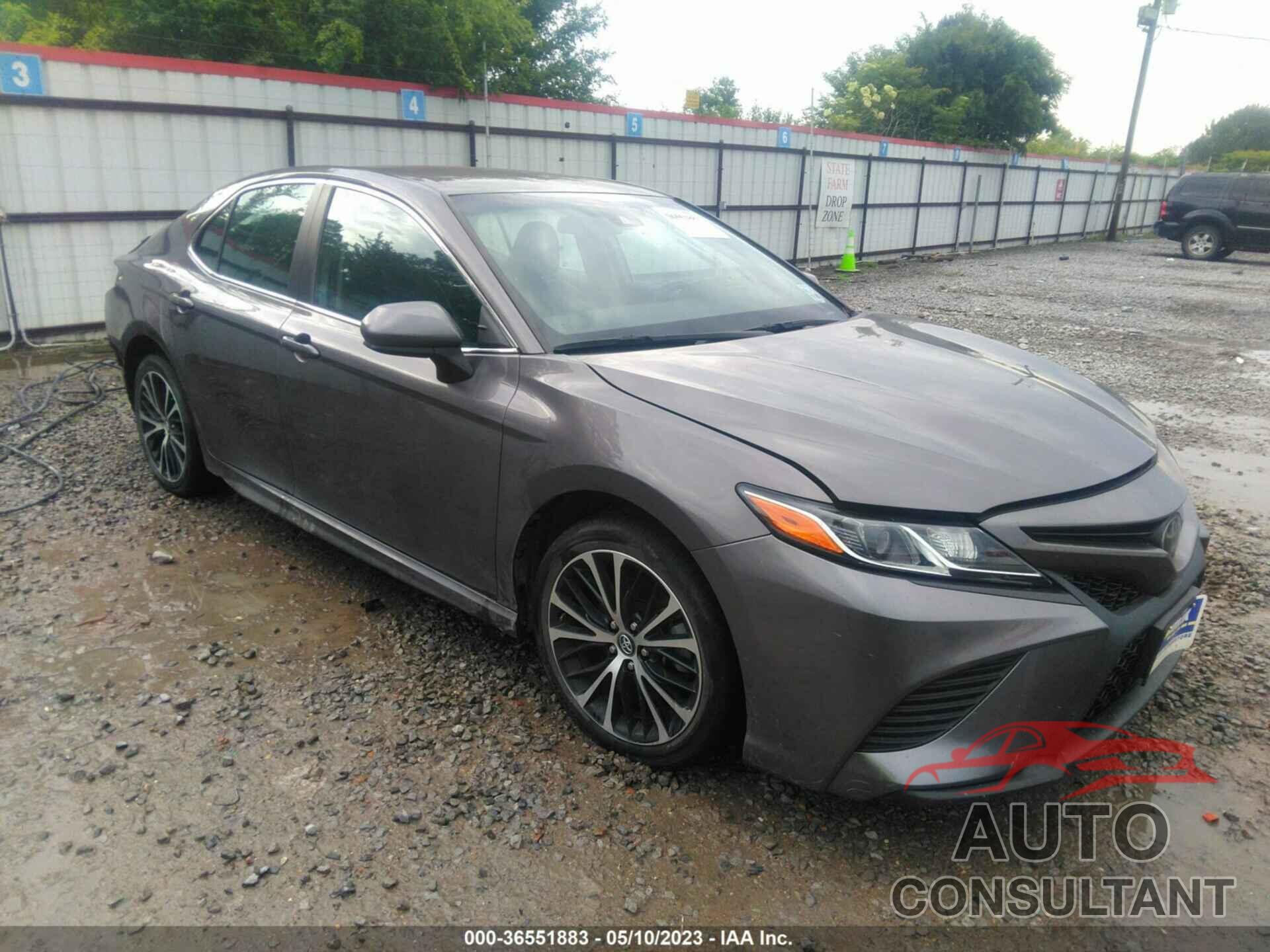 TOYOTA CAMRY 2019 - 4T1B11HK4KU762935