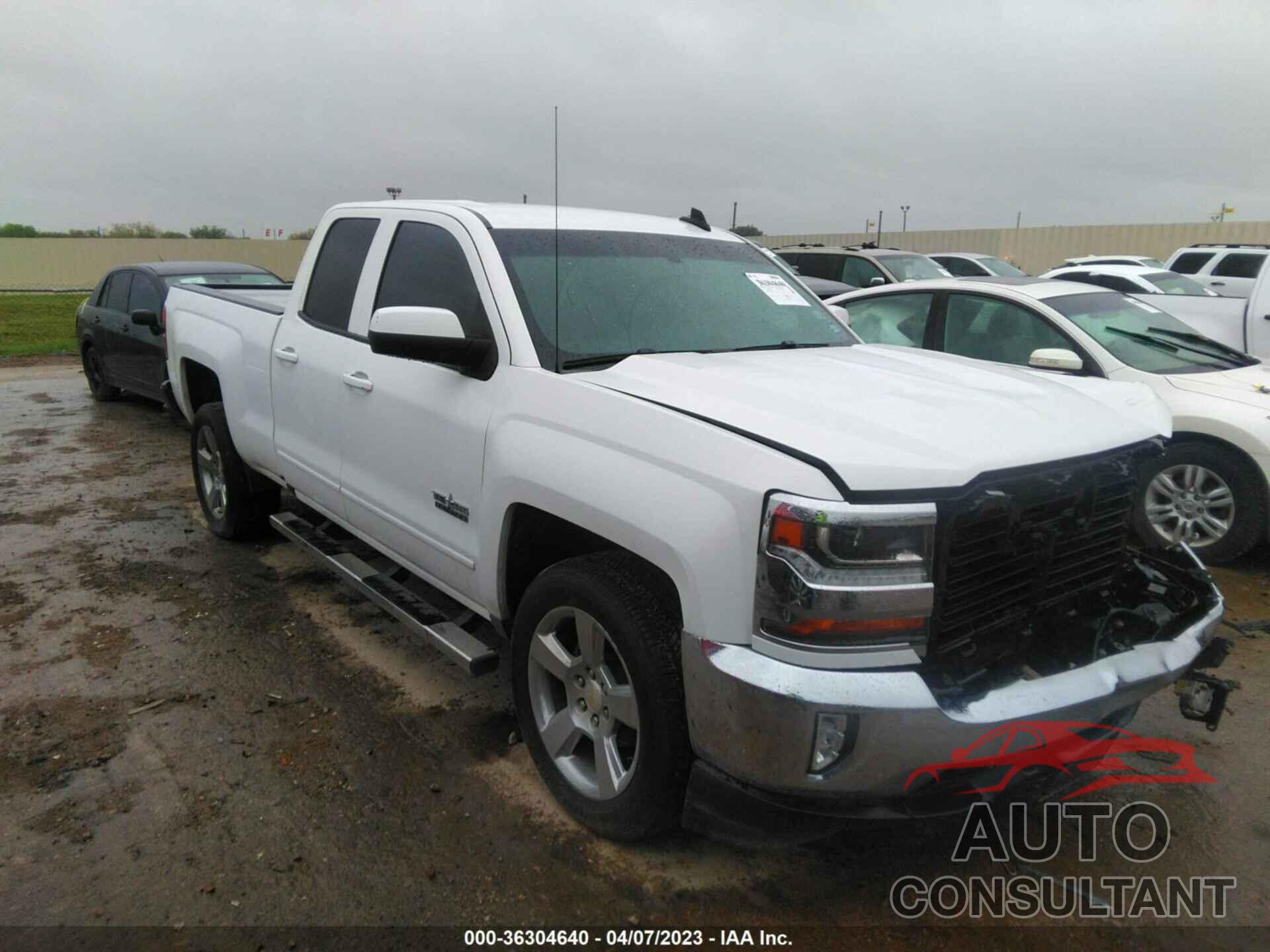 CHEVROLET SILVERADO 1500 2018 - 1GCRCREC6JZ213988