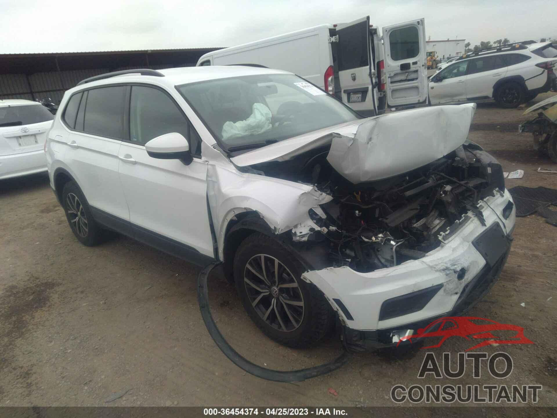 VOLKSWAGEN TIGUAN 2019 - 3VV1B7AX1KM194252