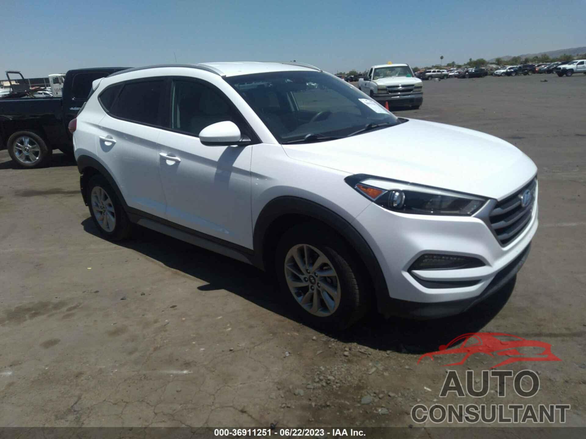 HYUNDAI TUCSON 2018 - KM8J33A45JU626891