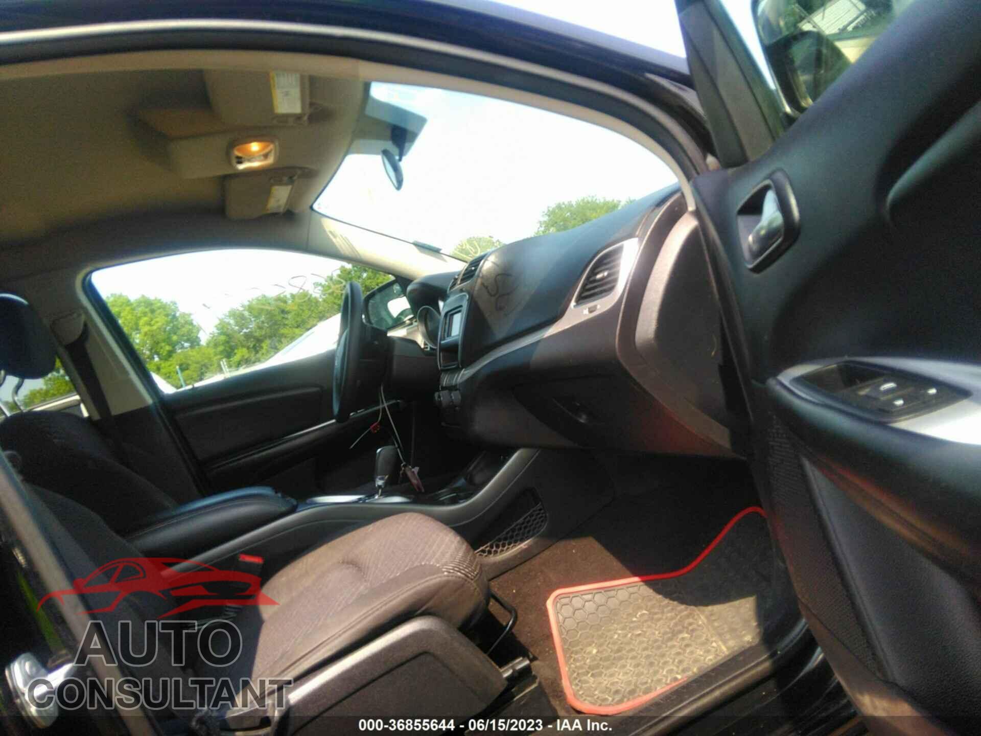 DODGE JOURNEY 2015 - 3C4PDCBG4FT722517