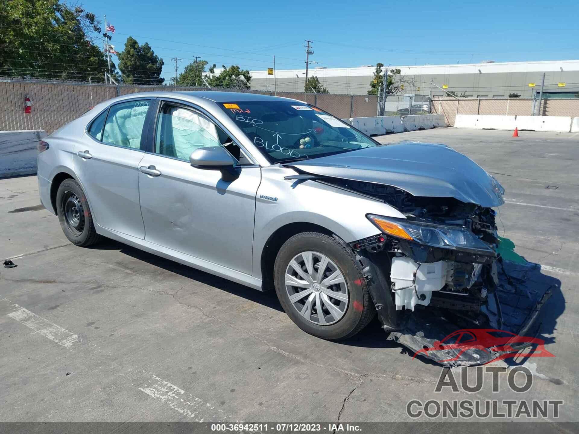 TOYOTA CAMRY 2021 - 4T1C31AK8MU561986