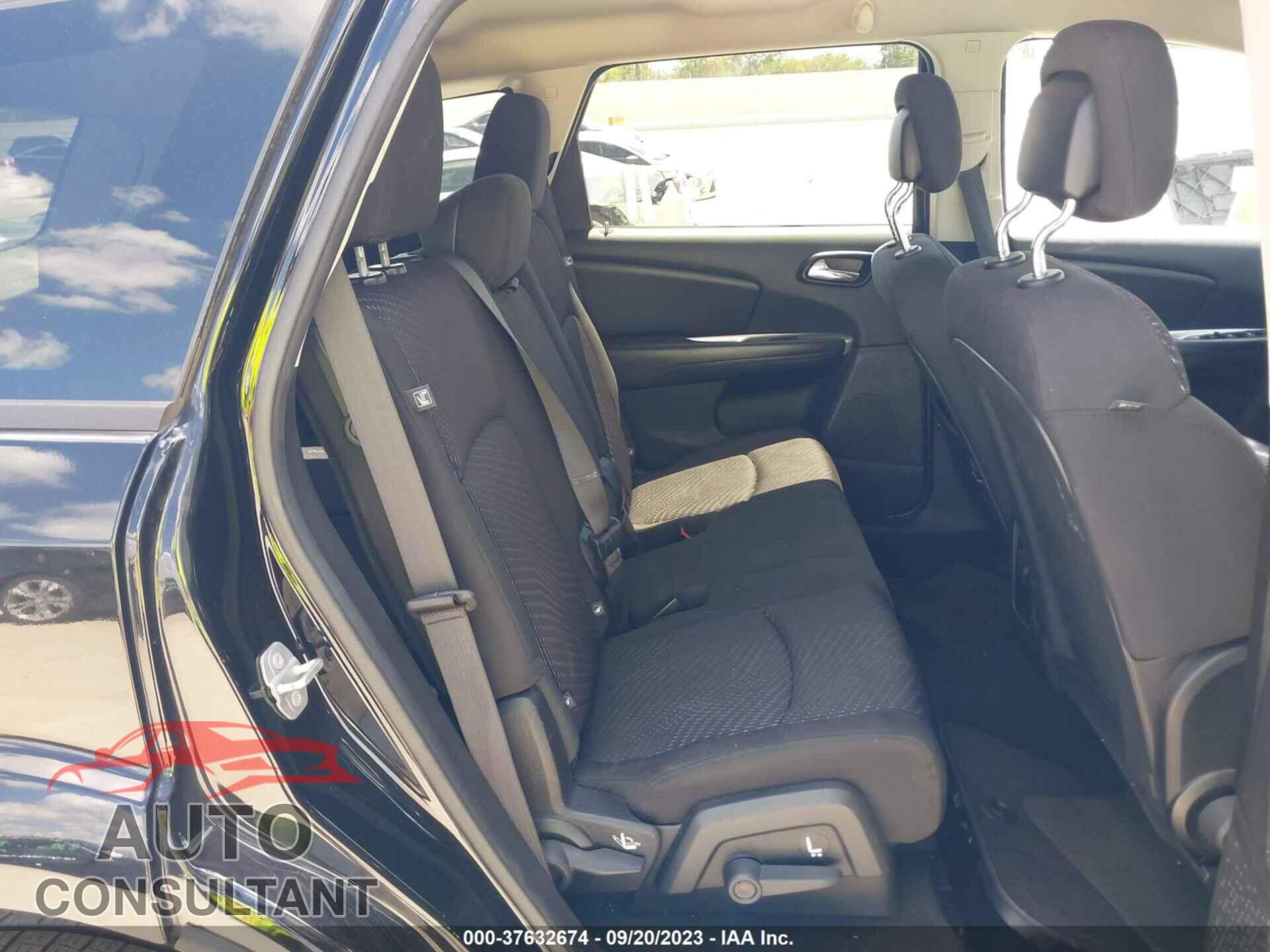 DODGE JOURNEY 2015 - 3C4PDCBG2FT743057