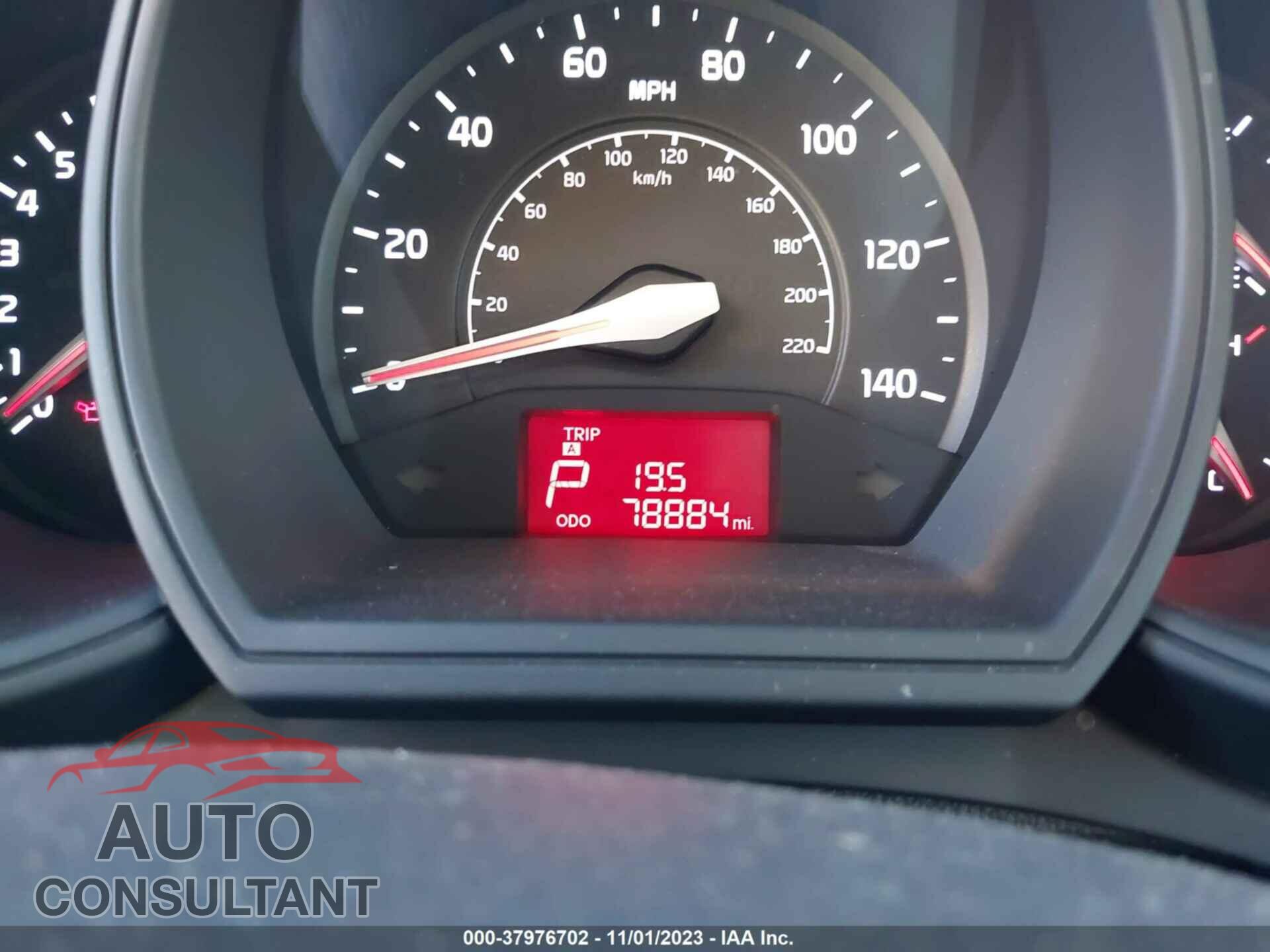 KIA RIO 2017 - KNADM5A38H6027786