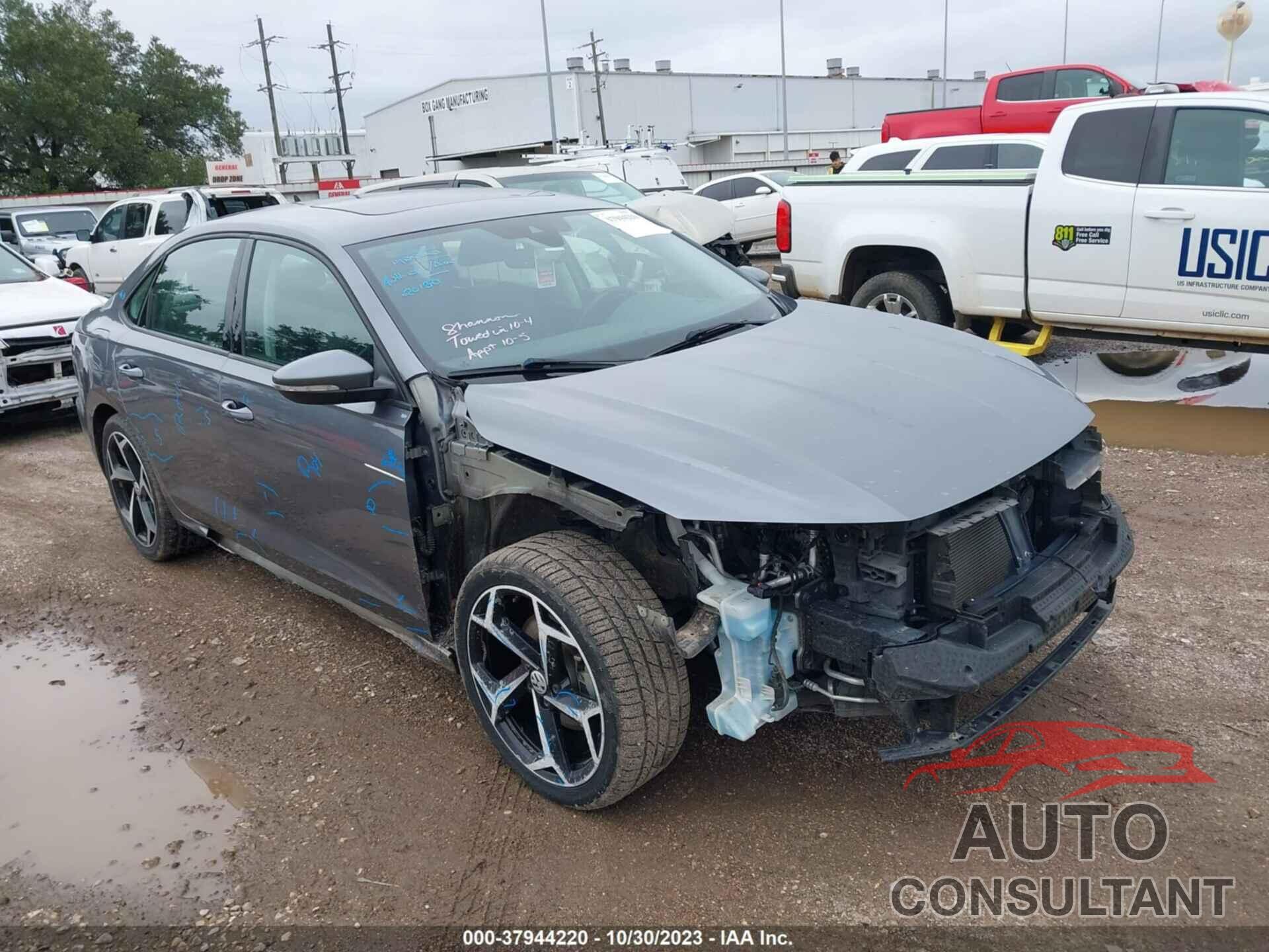 VOLKSWAGEN PASSAT 2020 - 1VWMA7A3XLC025374