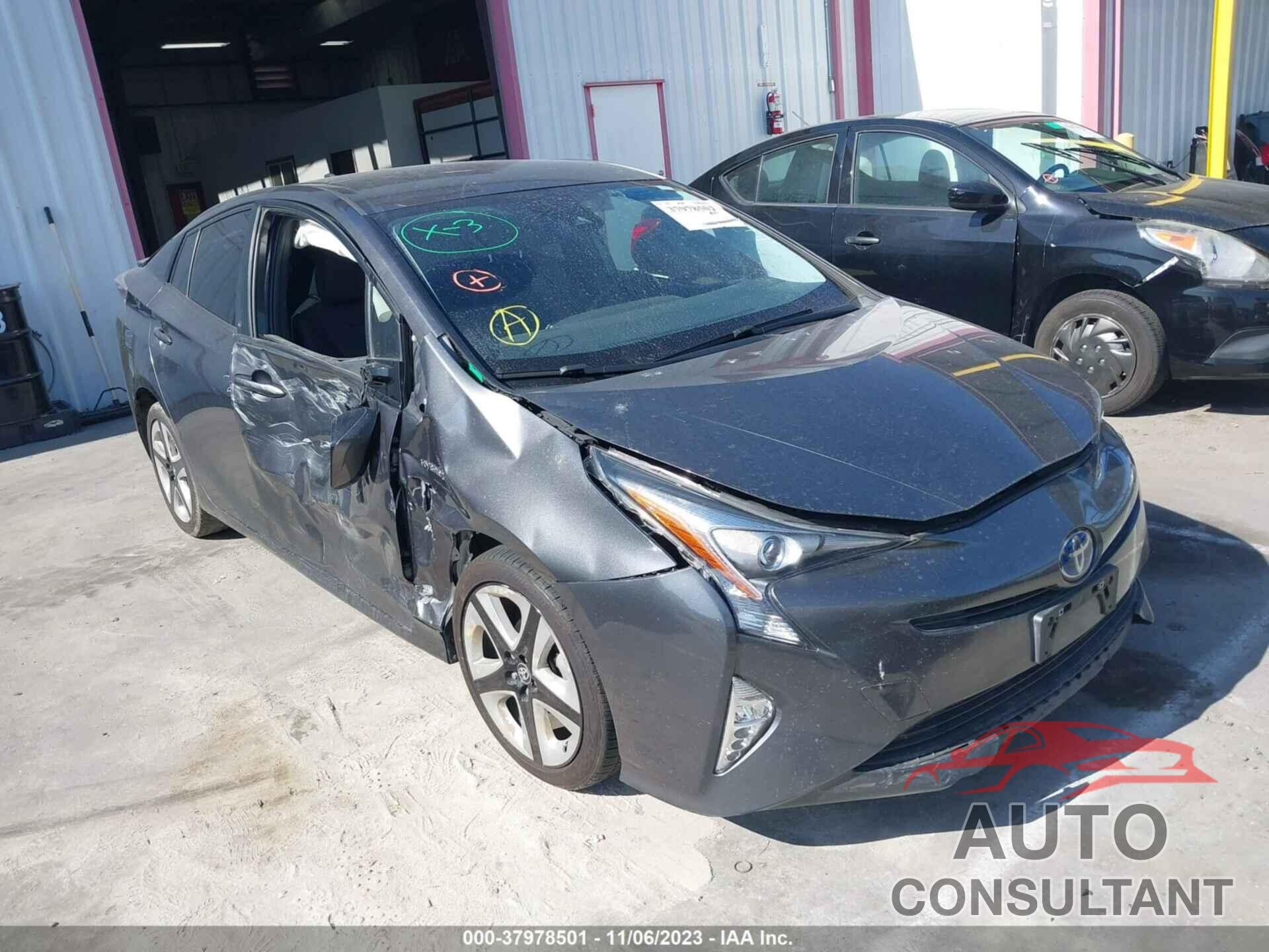 TOYOTA PRIUS 2017 - JTDKARFU5H3032814