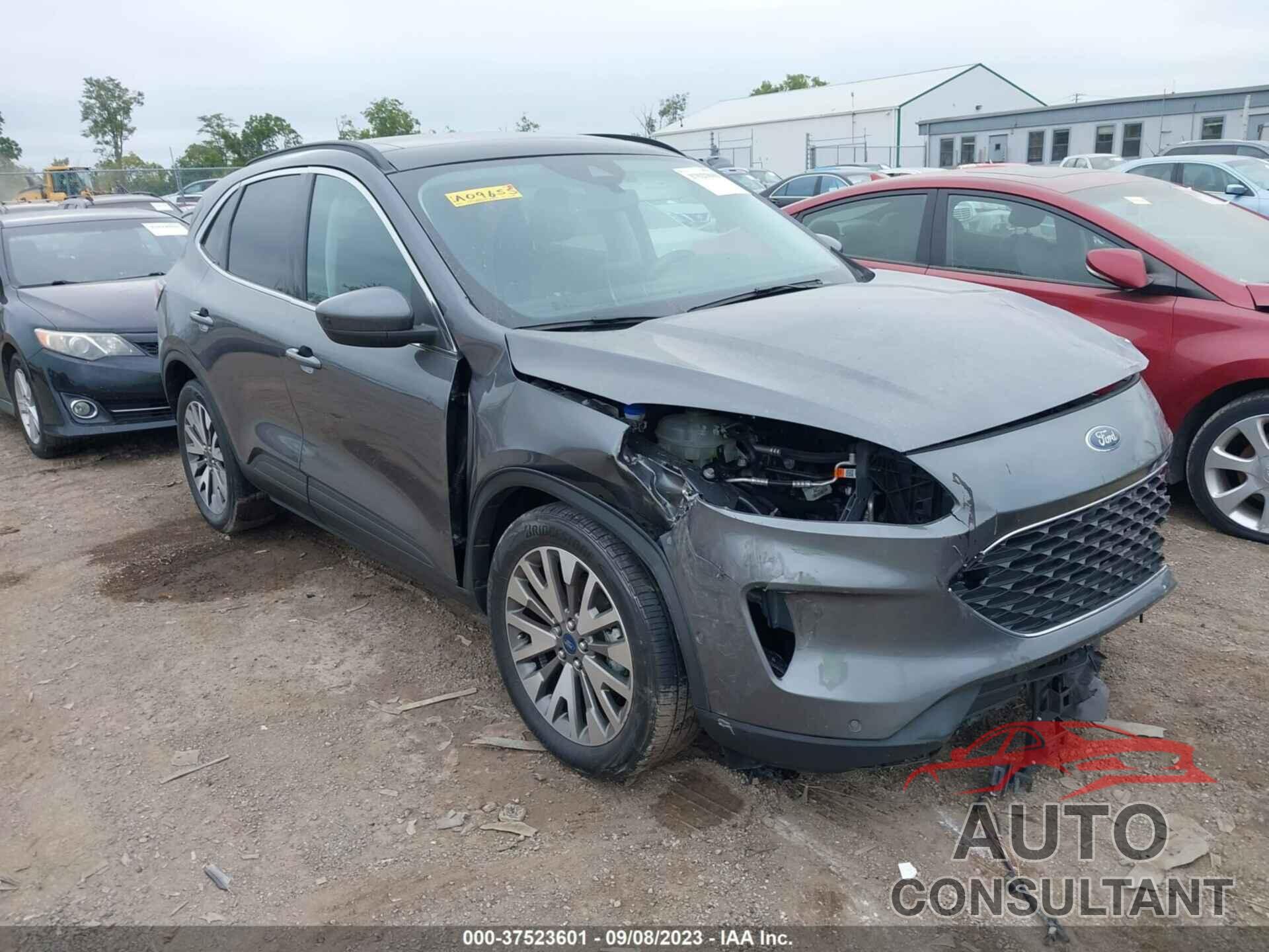 FORD ESCAPE 2021 - 1FMCU9J98MUA09655
