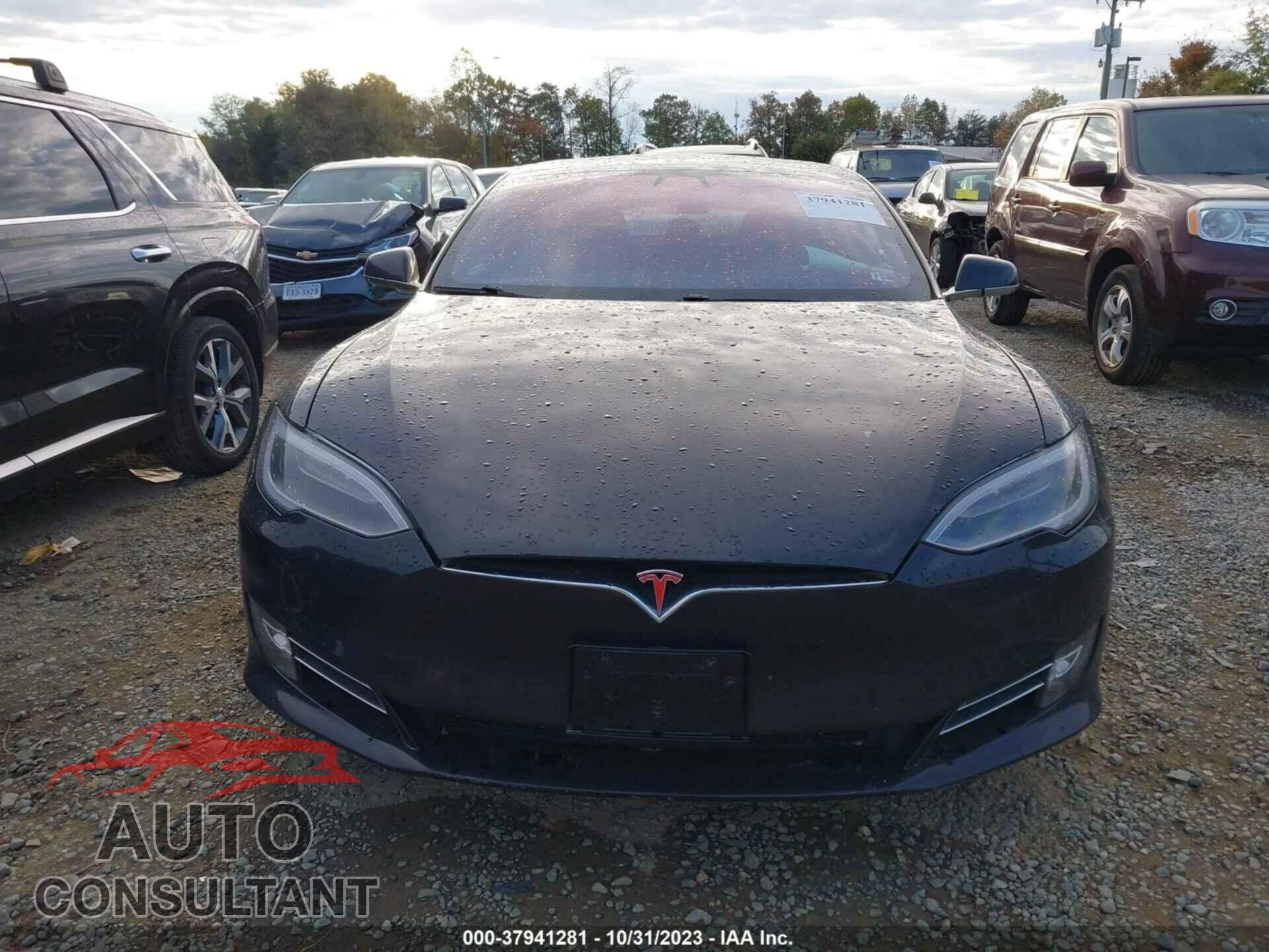 TESLA MODEL S 2018 - 5YJSA1E27JF260176