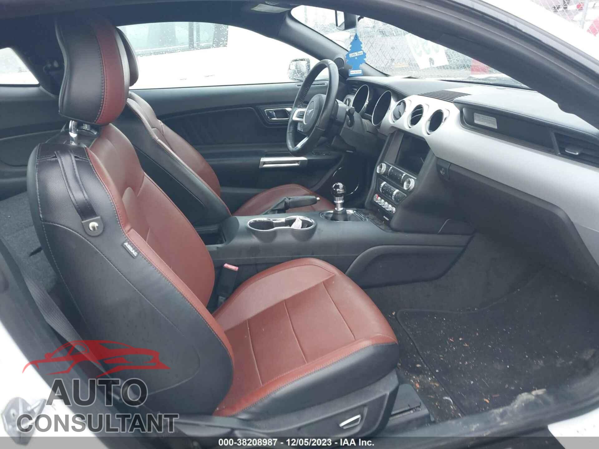 FORD MUSTANG 2017 - 1FA6P8CF0H5335378
