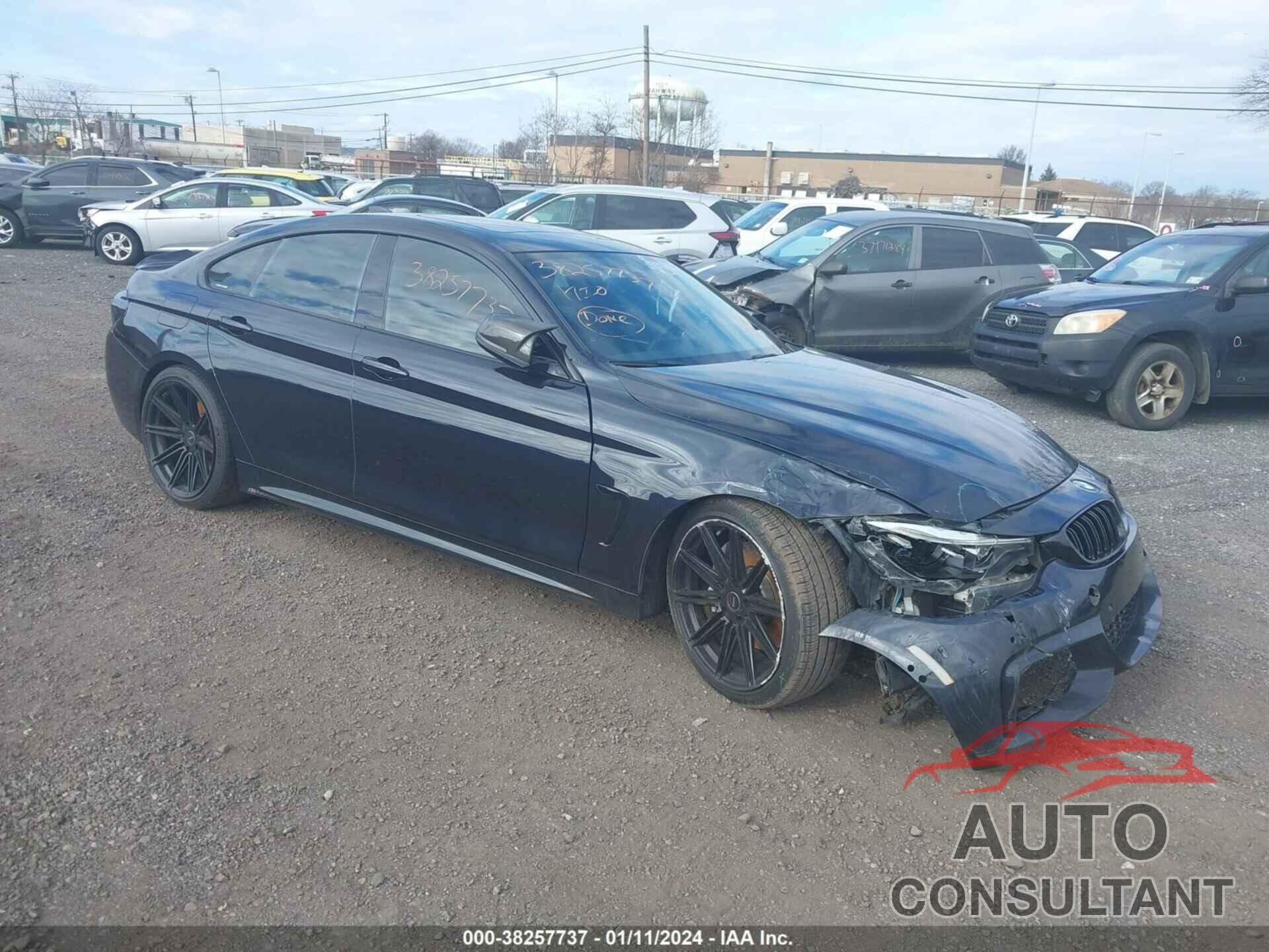 BMW 440I 2018 - WBA4J5C5XJBF07304