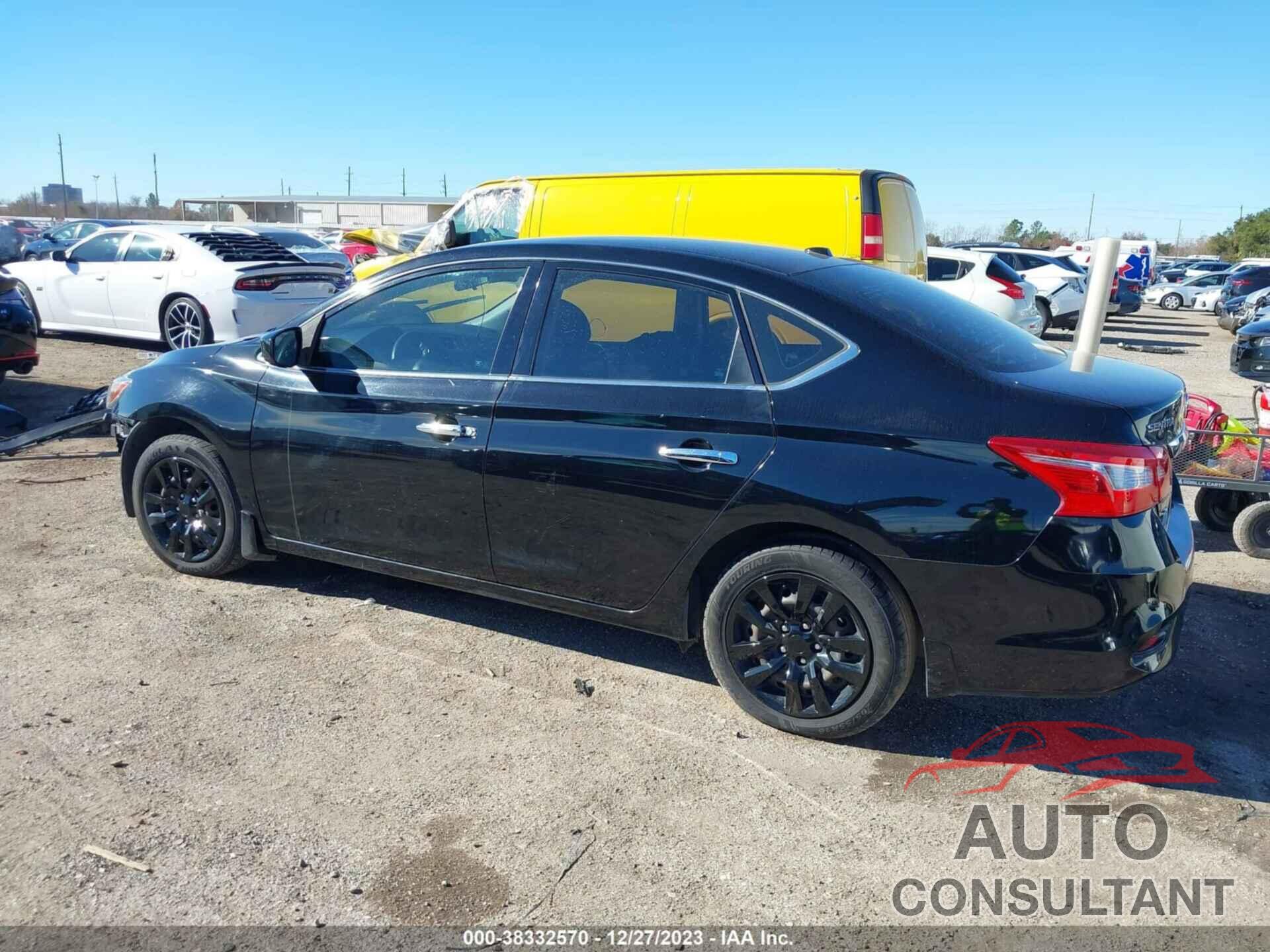 NISSAN SENTRA 2017 - 3N1AB7AP7HL718021