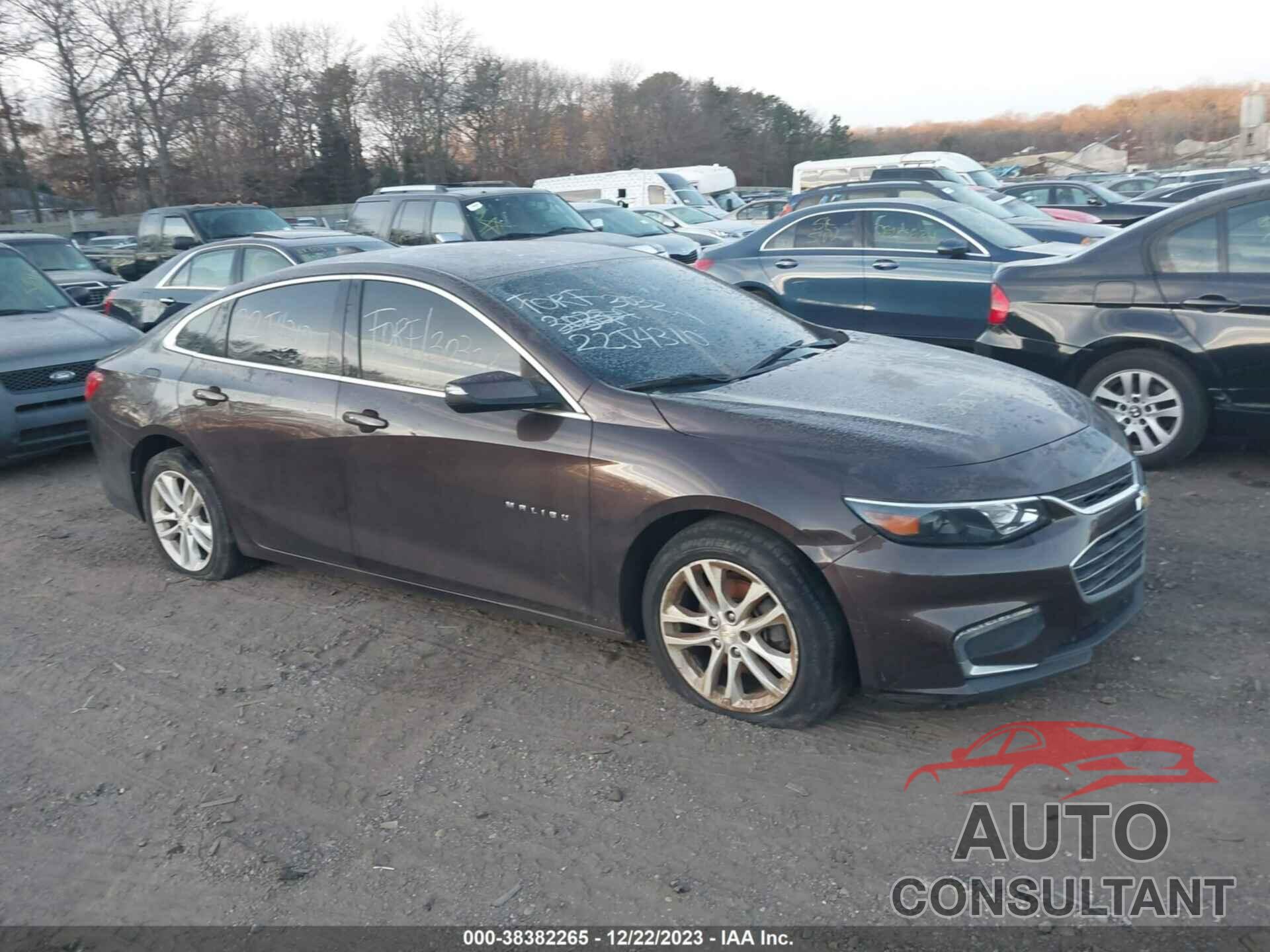 CHEVROLET MALIBU 2016 - 1G1ZE5ST9GF215213