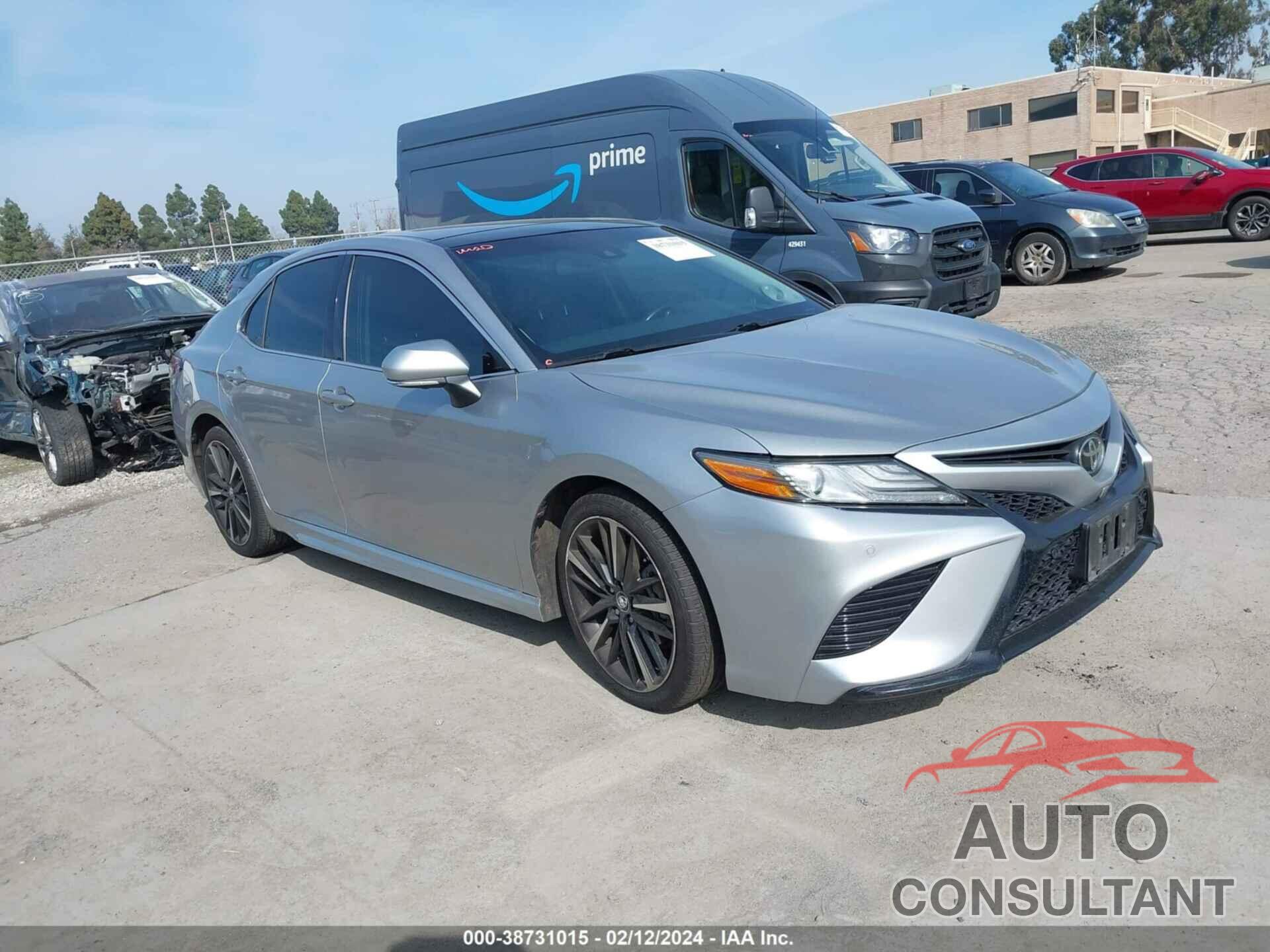 TOYOTA CAMRY 2018 - 4T1BZ1HK0JU012228