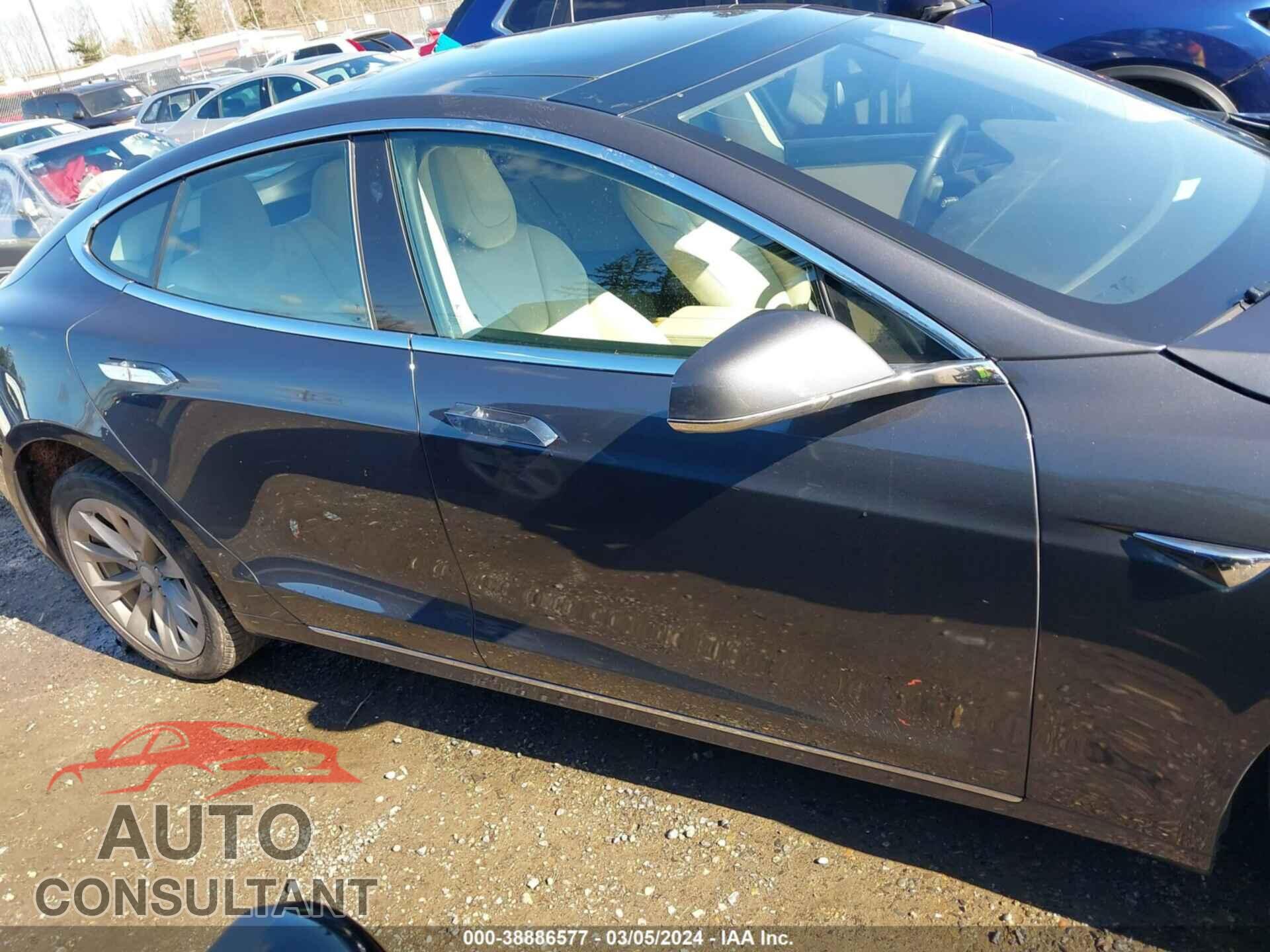 TESLA MODEL S 2018 - 5YJSA1E20JF277708