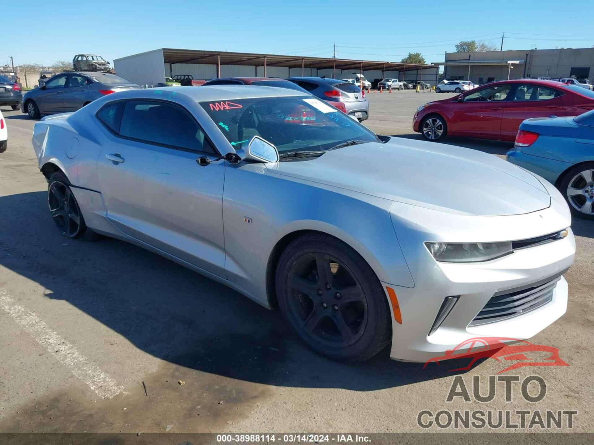 CHEVROLET CAMARO 2018 - 1G1FB1RX6J0116565