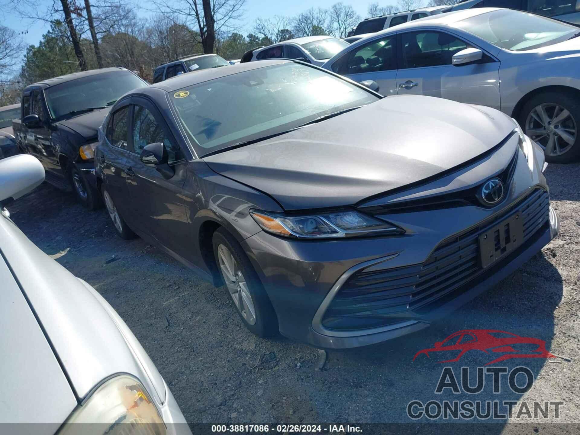 TOYOTA CAMRY 2023 - 4T1C11AK6PU726217