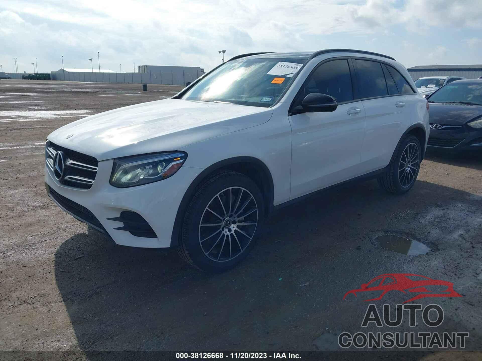 MERCEDES-BENZ GLC 300 2018 - WDC0G4JB2JV099745