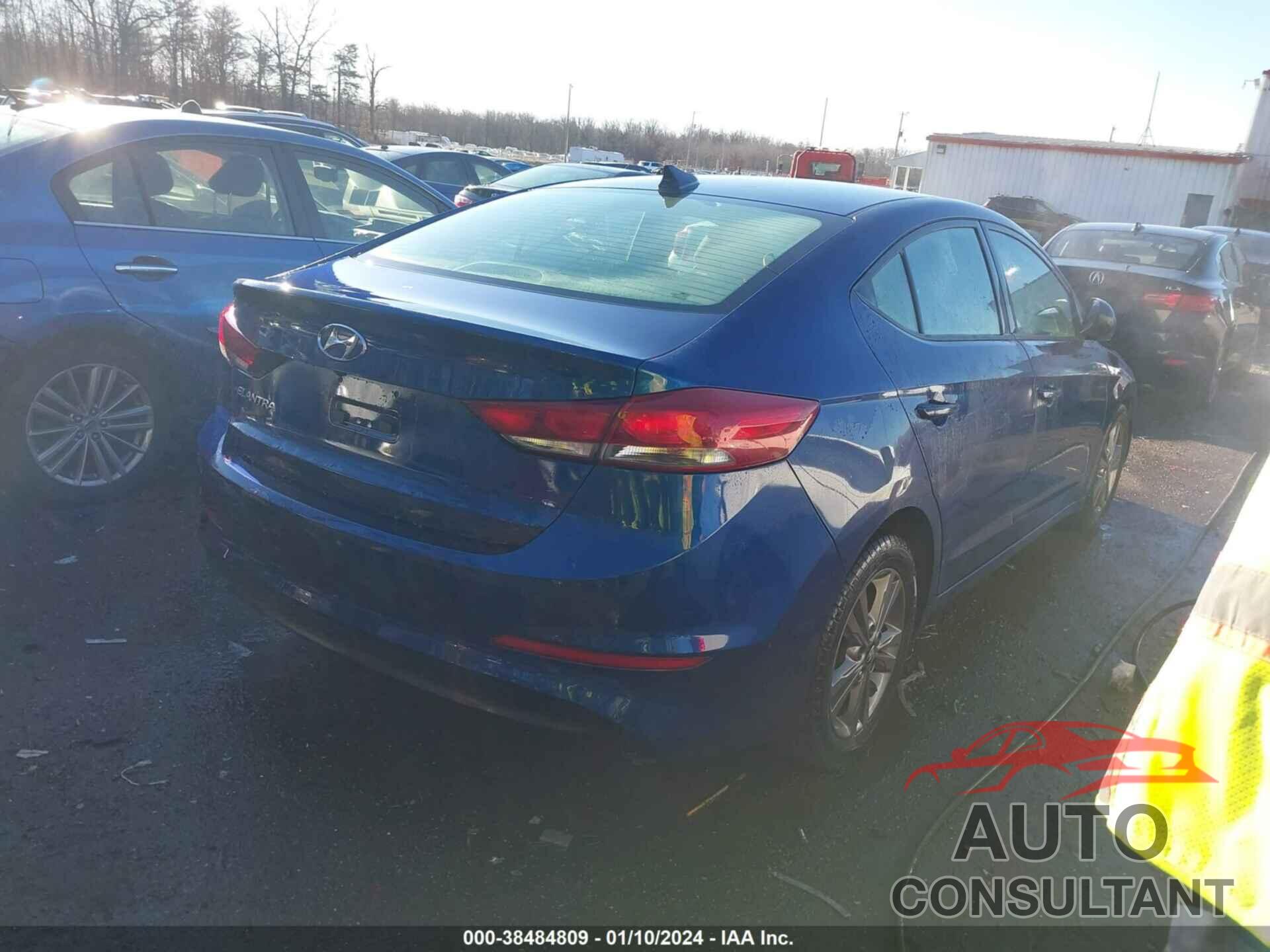 HYUNDAI ELANTRA 2018 - 5NPD84LF9JH214443