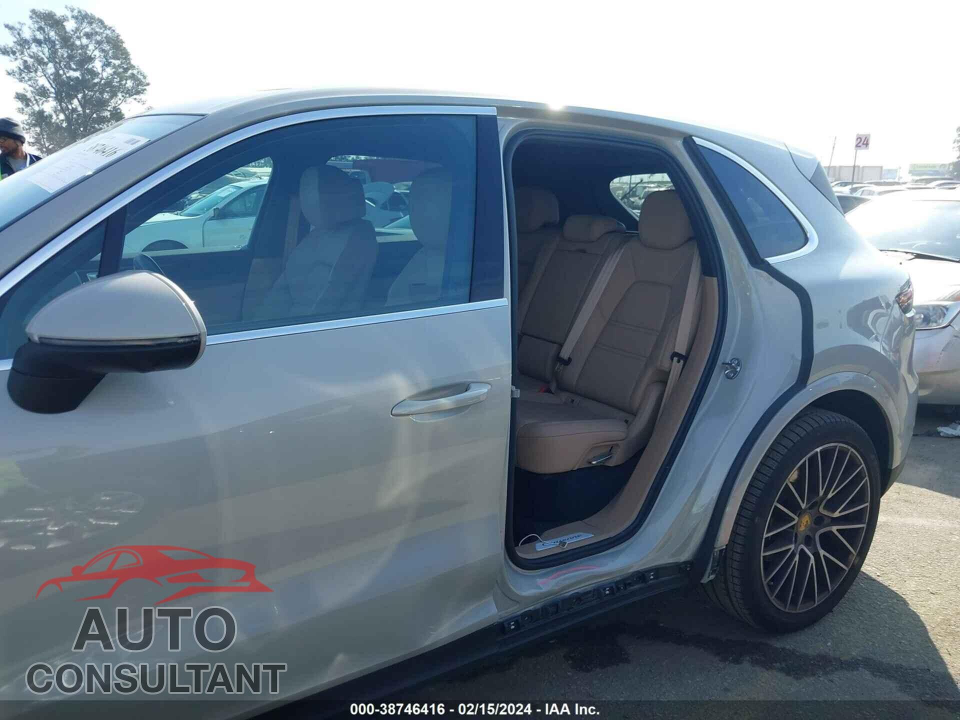 PORSCHE CAYENNE 2021 - WP1AA2AY1MDA00331