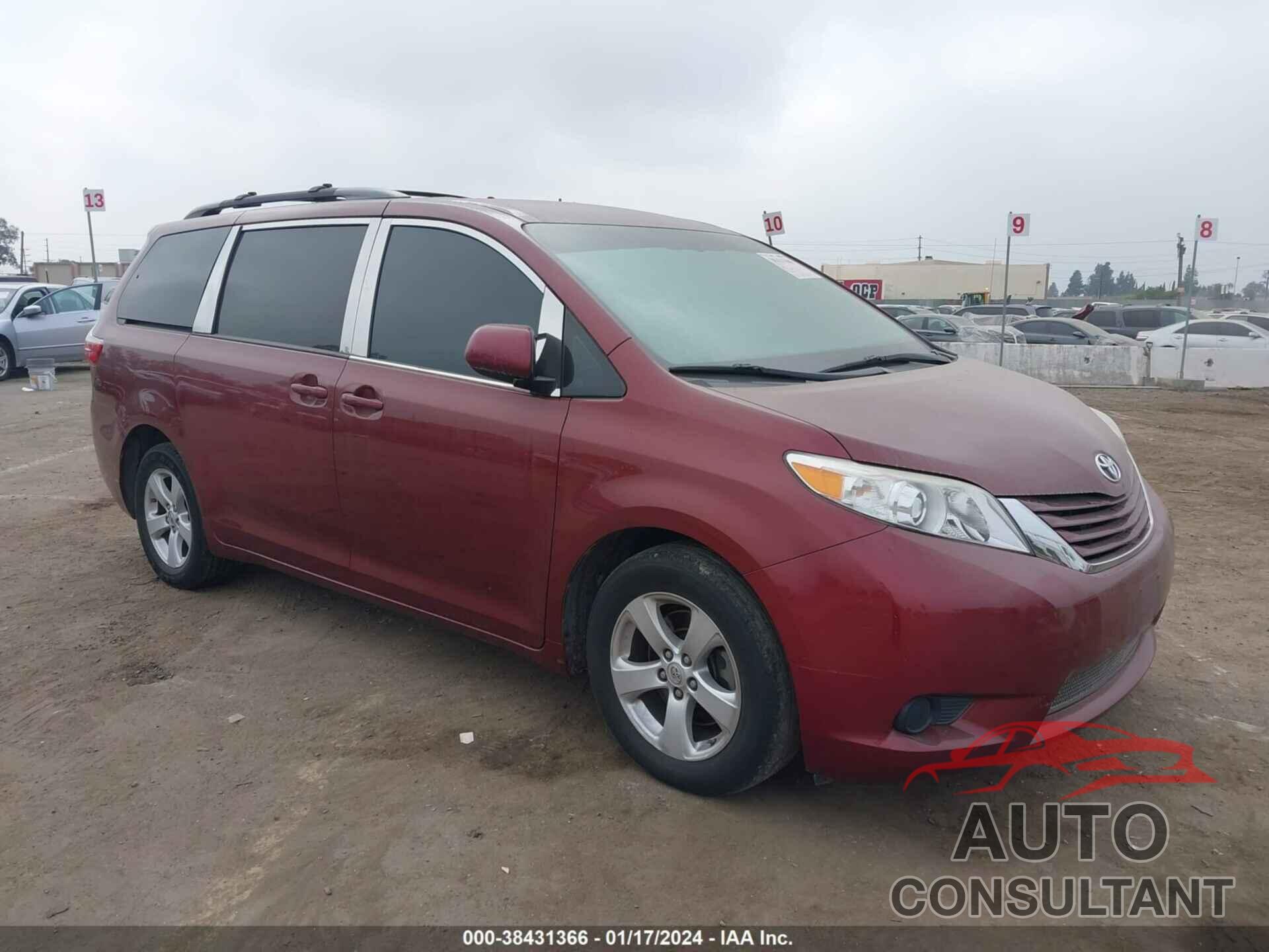 TOYOTA SIENNA 2017 - 5TDKZ3DC1HS803106