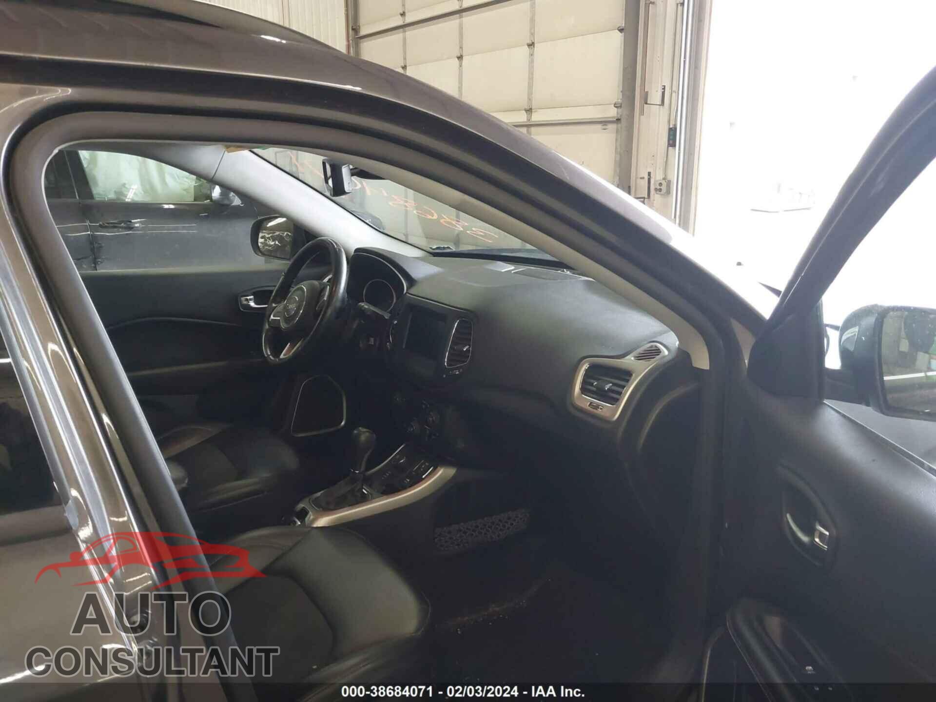 JEEP COMPASS 2020 - 3C4NJDBB4LT155120