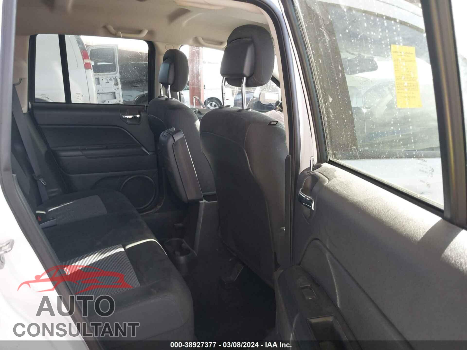 JEEP COMPASS 2016 - 1C4NJCBA2GD688936