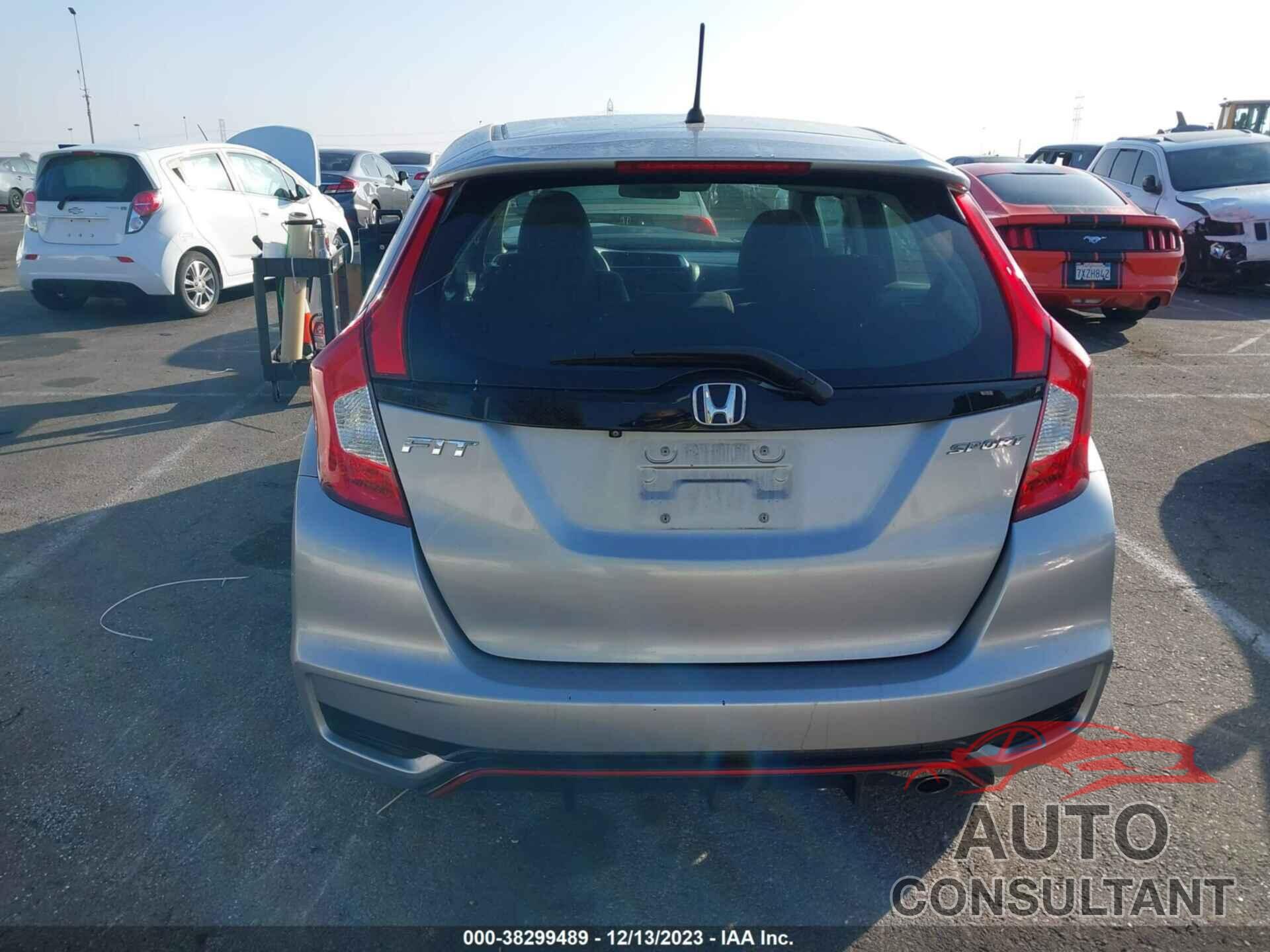 HONDA FIT 2019 - 3HGGK5H65KM703674