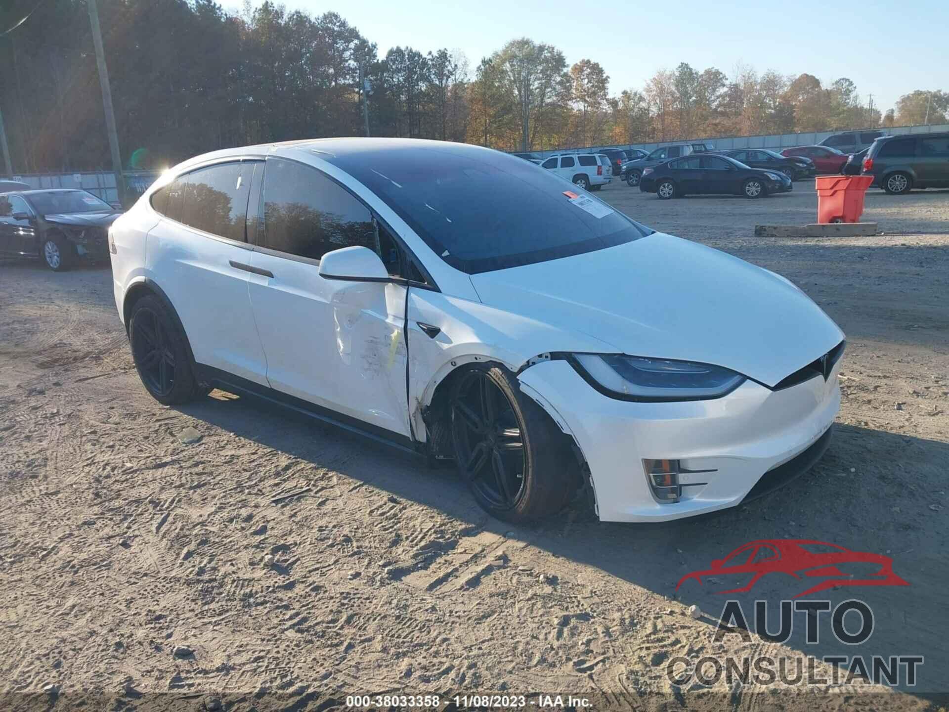 TESLA MODEL X 2017 - 5YJXCBE29HF043602