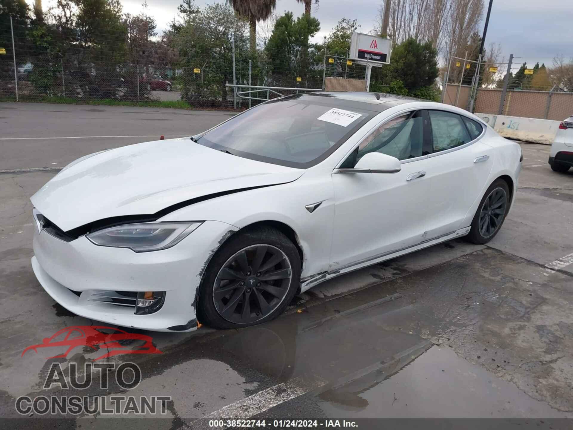 TESLA MODEL S 2018 - 5YJSA1E22JF284837