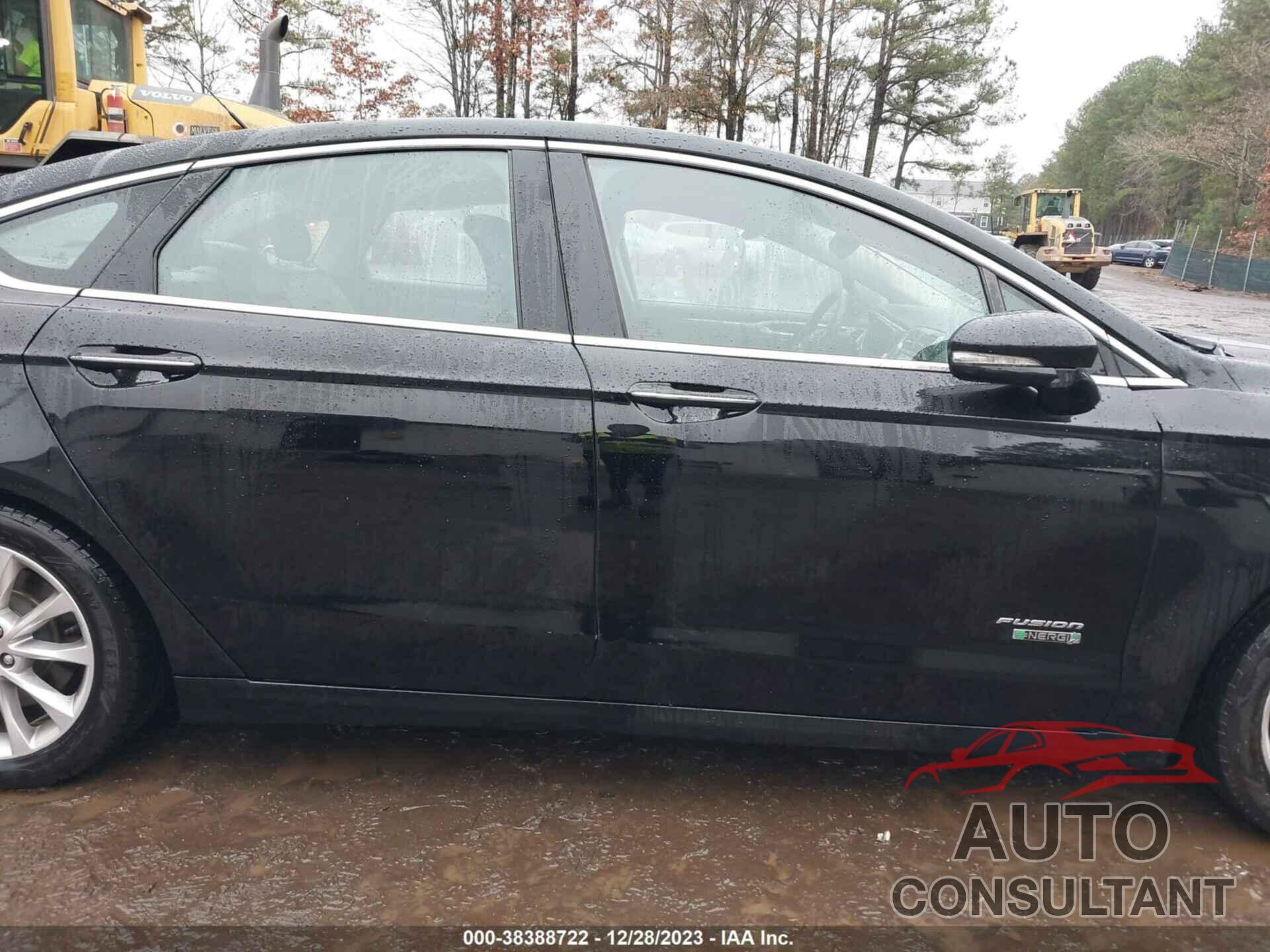 FORD FUSION ENERGI 2017 - 3FA6P0PU5HR103558