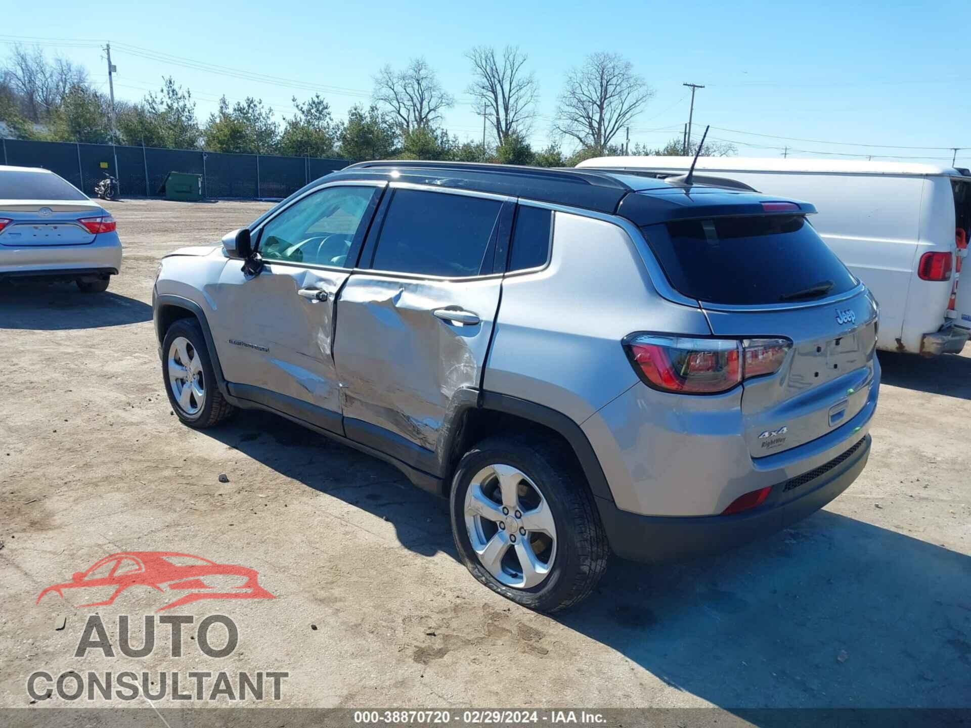 JEEP COMPASS 2018 - 3C4NJDBB2JT103465