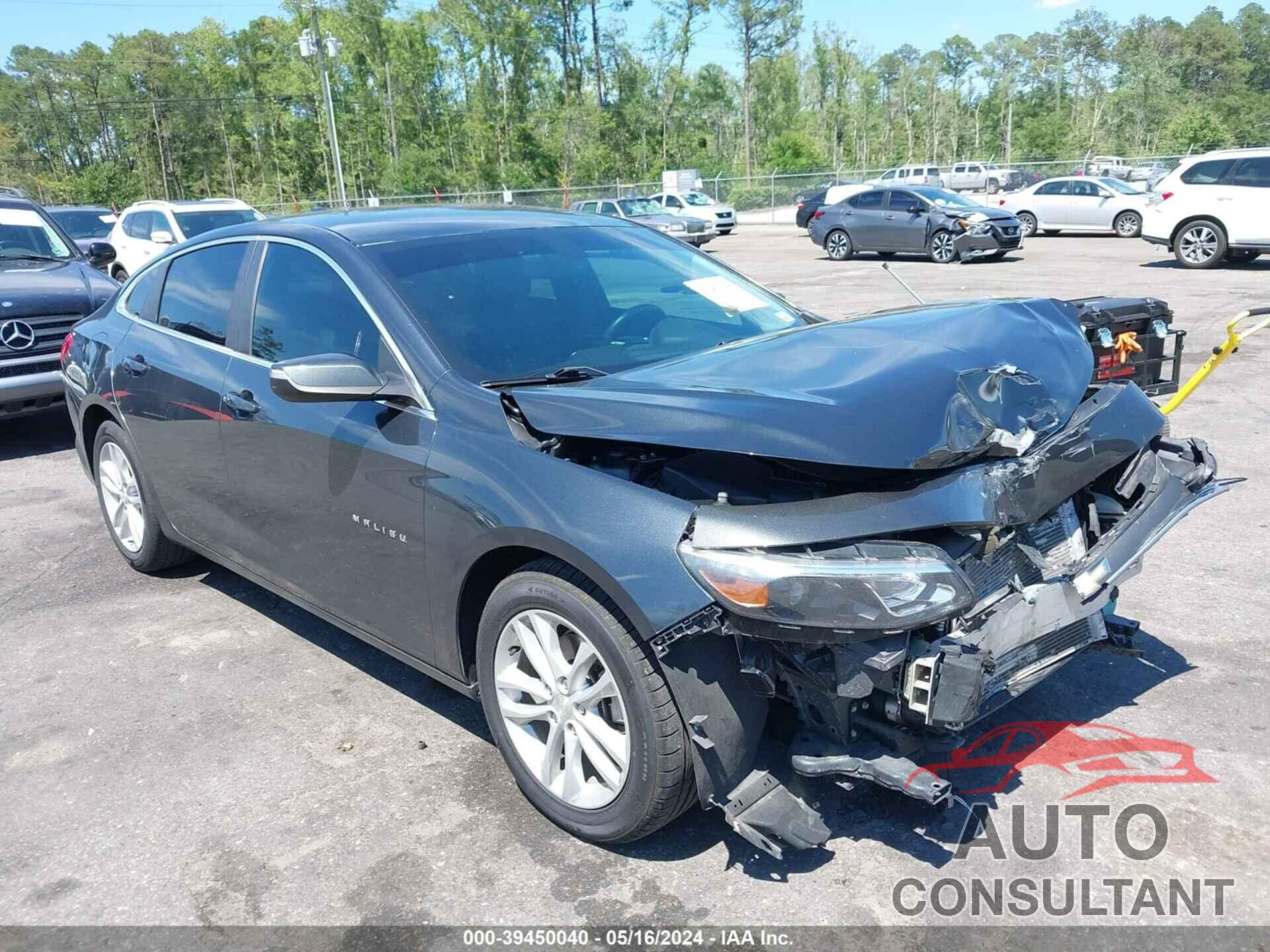 CHEVROLET MALIBU 2017 - 1G1ZE5ST3HF271312