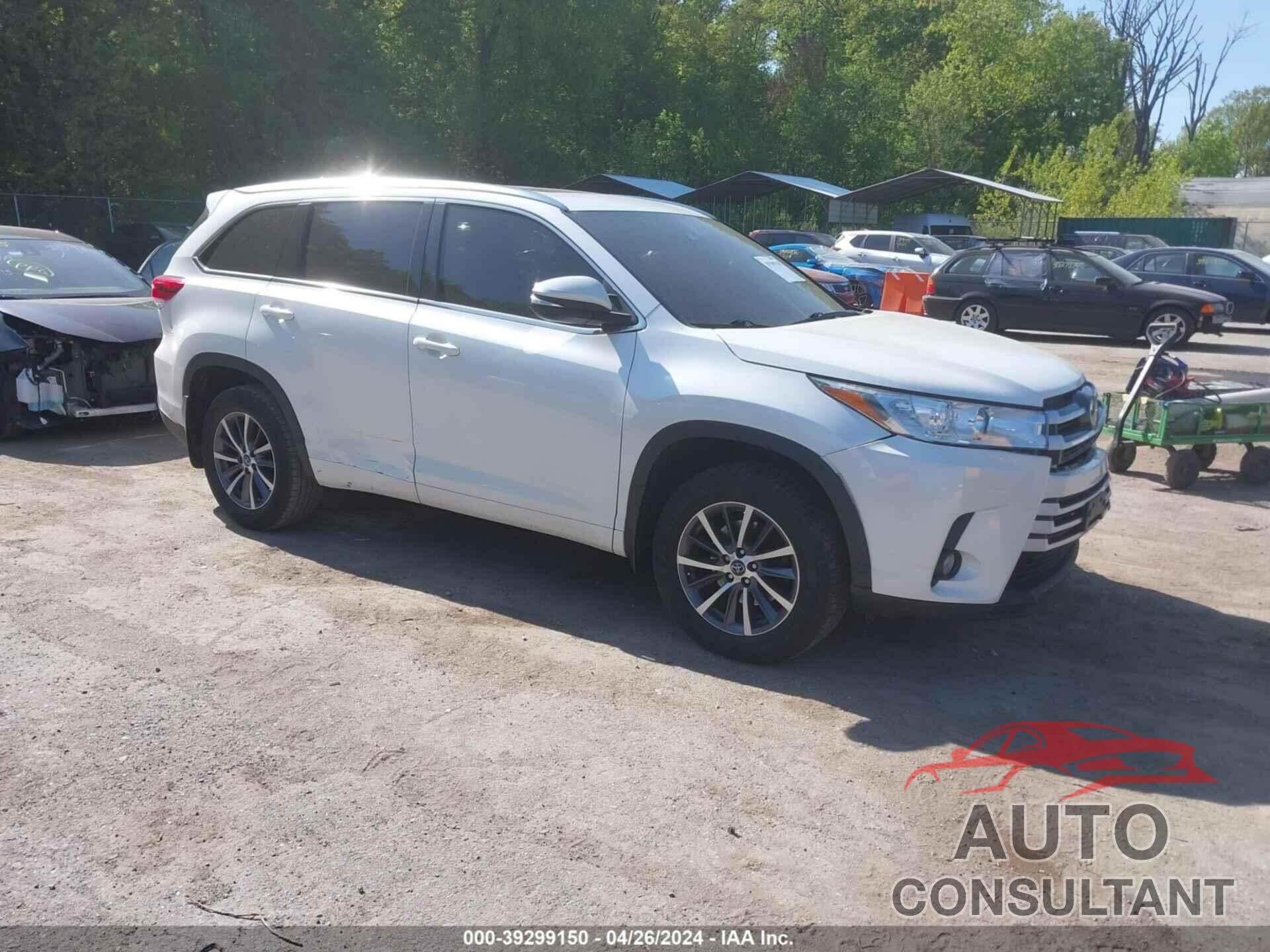 TOYOTA HIGHLANDER 2017 - 5TDJZRFH2HS369981