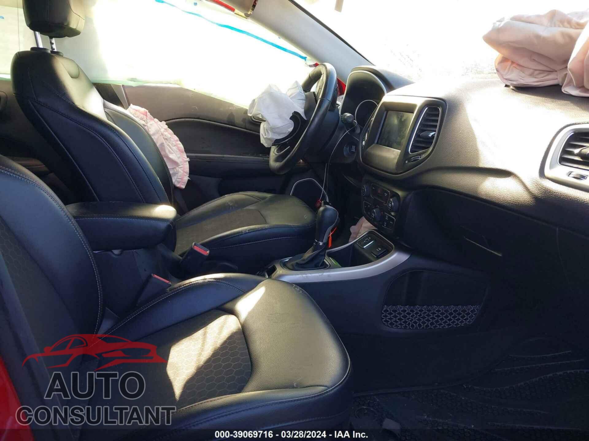 JEEP COMPASS 2017 - 3C4NJCBB2HT632564