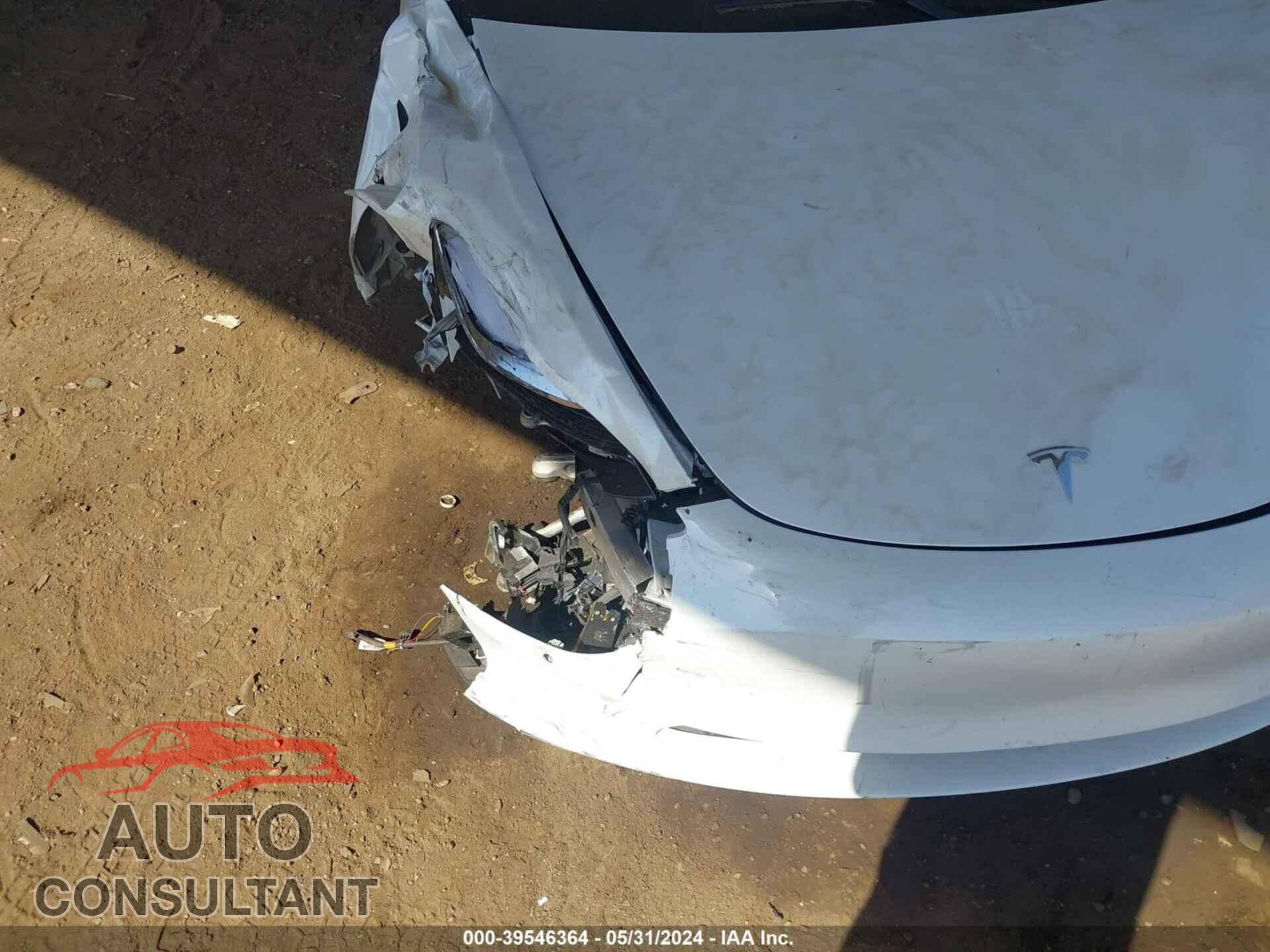 TESLA MODEL 3 2018 - 5YJ3E1EB6JF098064